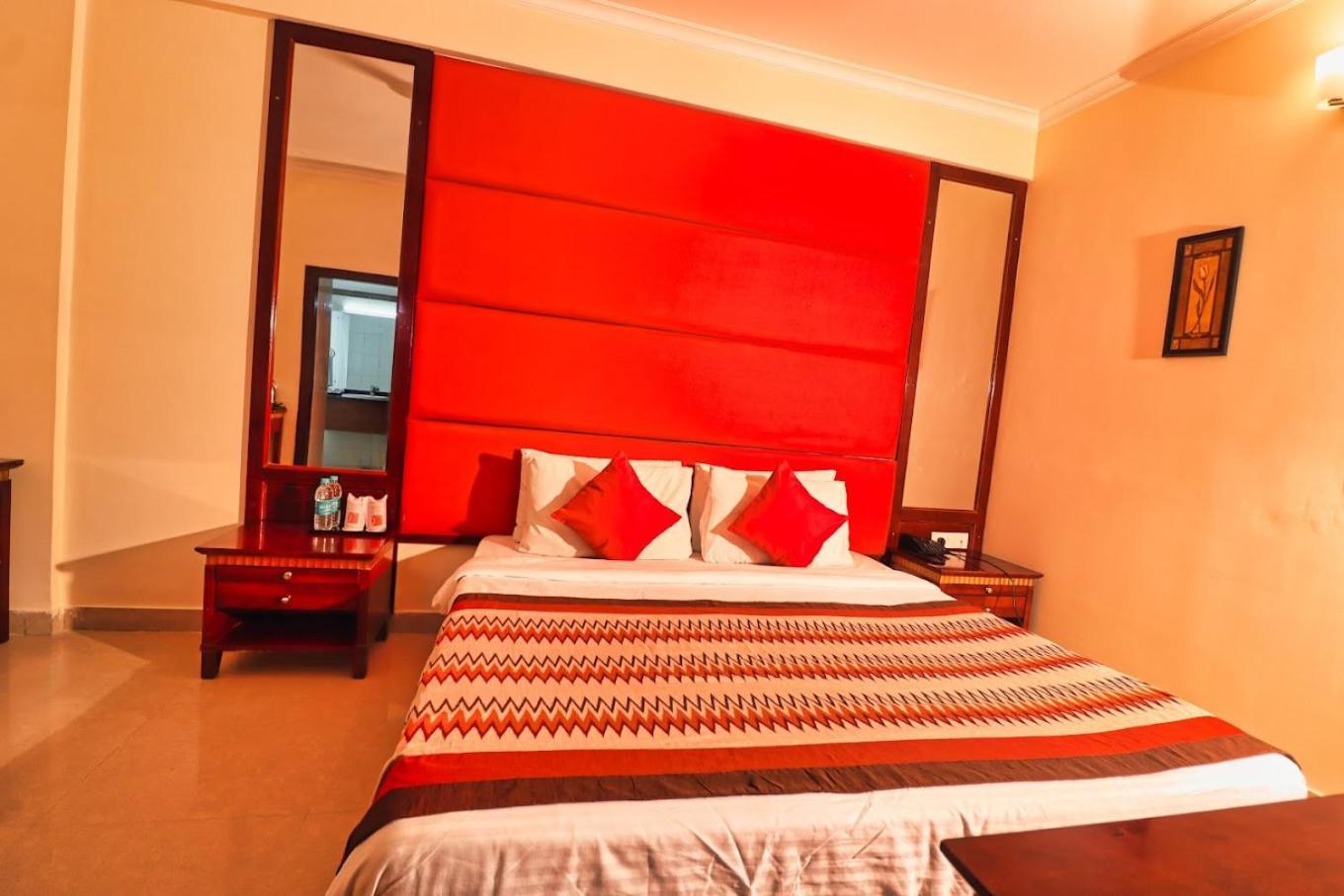 Crestmont Ashapurna Jaipur, Banipark 3* Jaipur