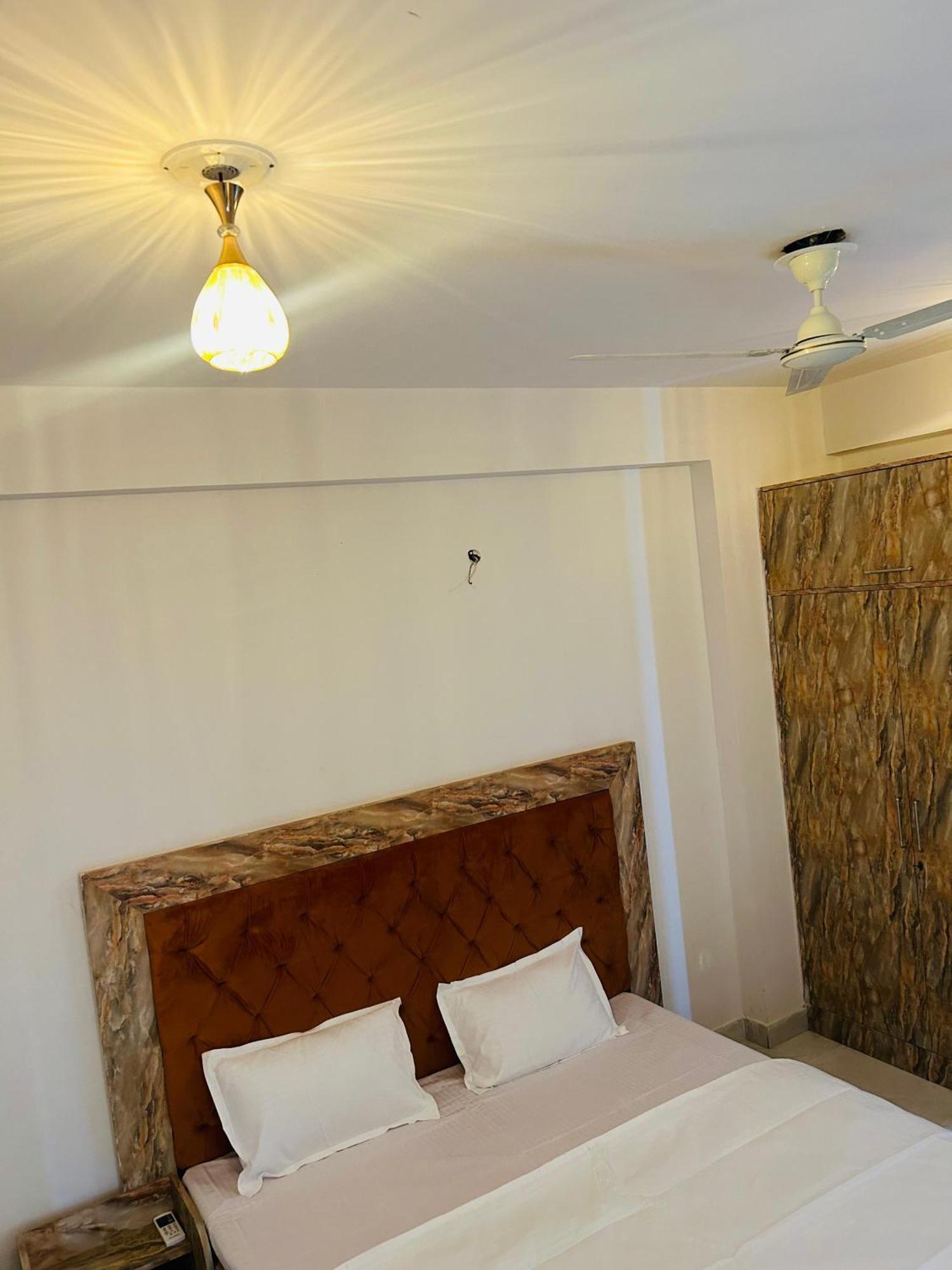 Lux 3bhk Fully Furnished With Amenities