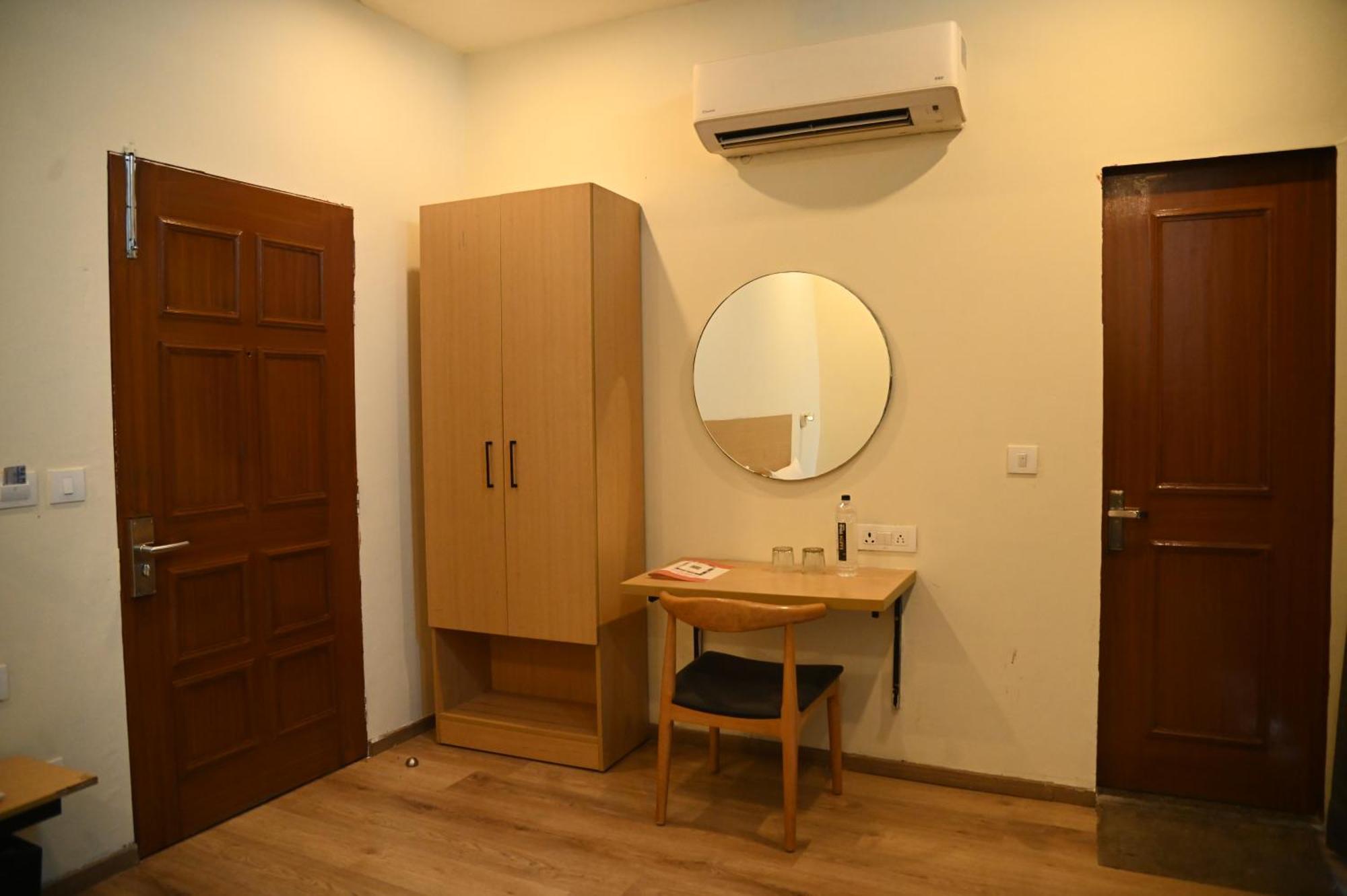 Hotel Kg Estate 3*