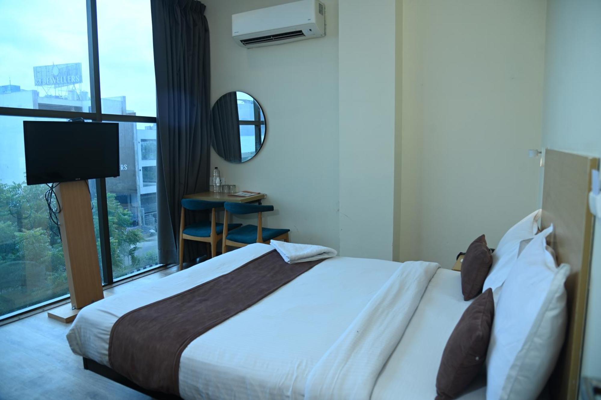 Kg Estate Hotel