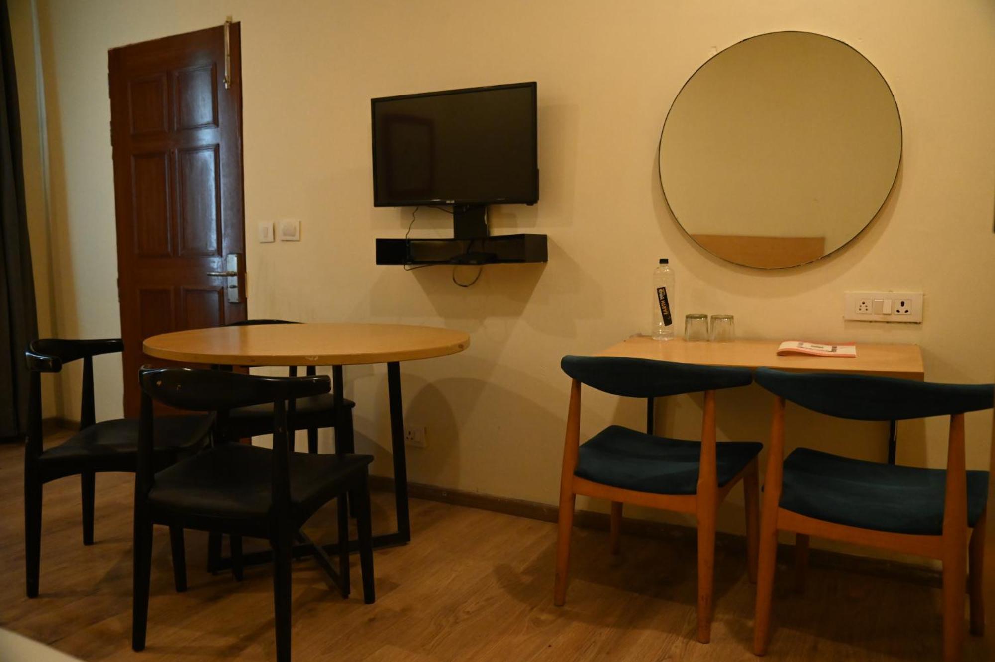 Kg Estate Hotel Jaipur
