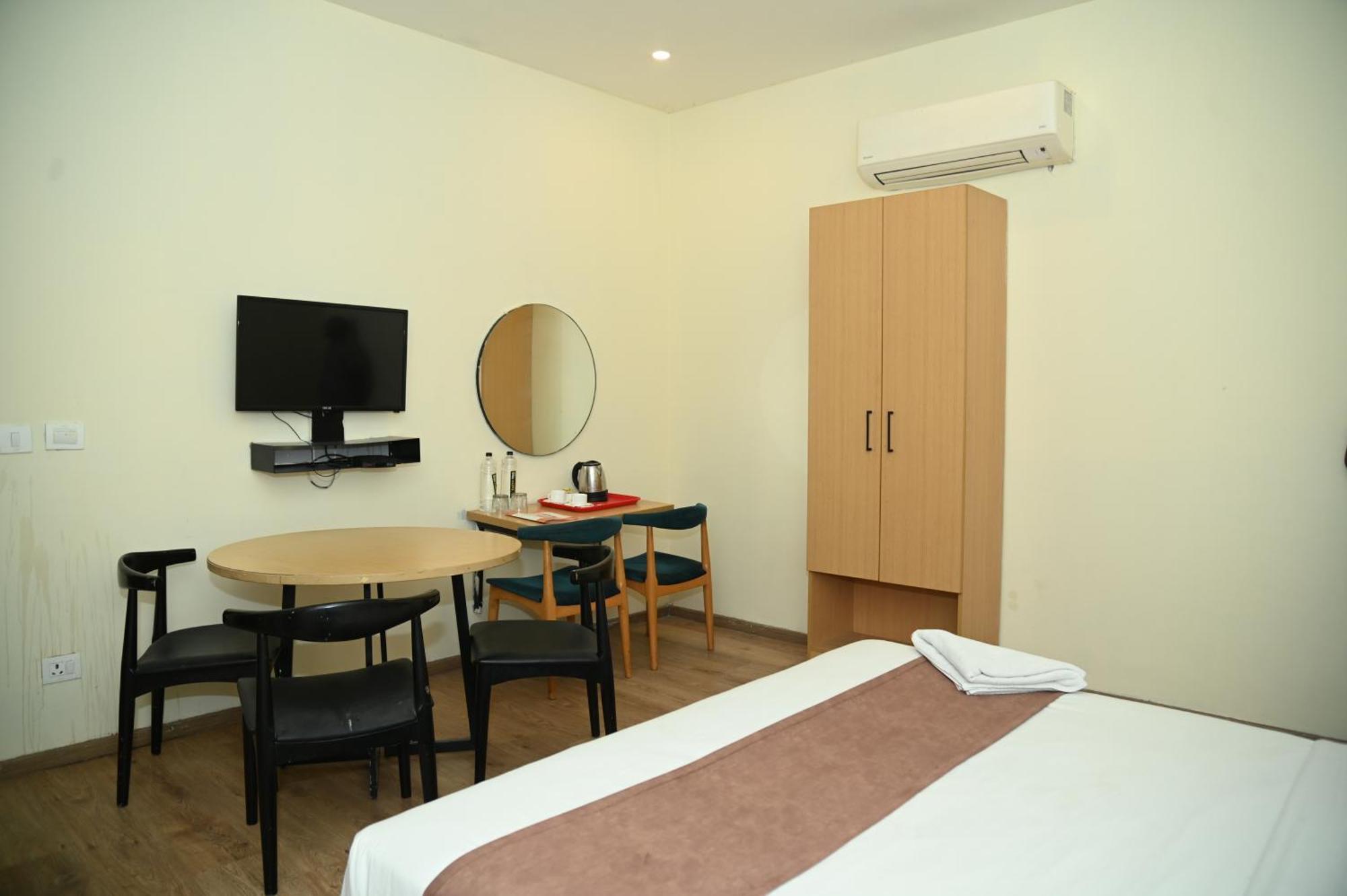Hotel Kg Estate 3*