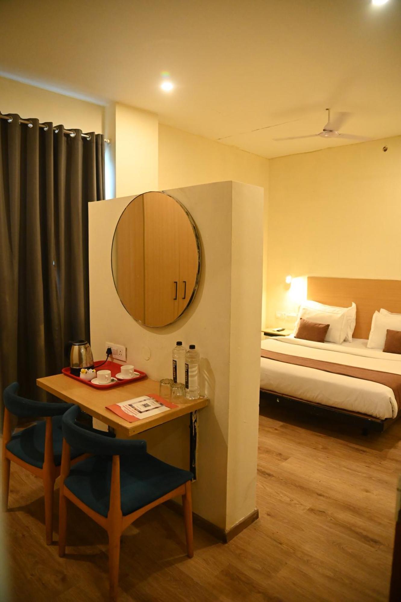 Kg Estate 3* Jaipur