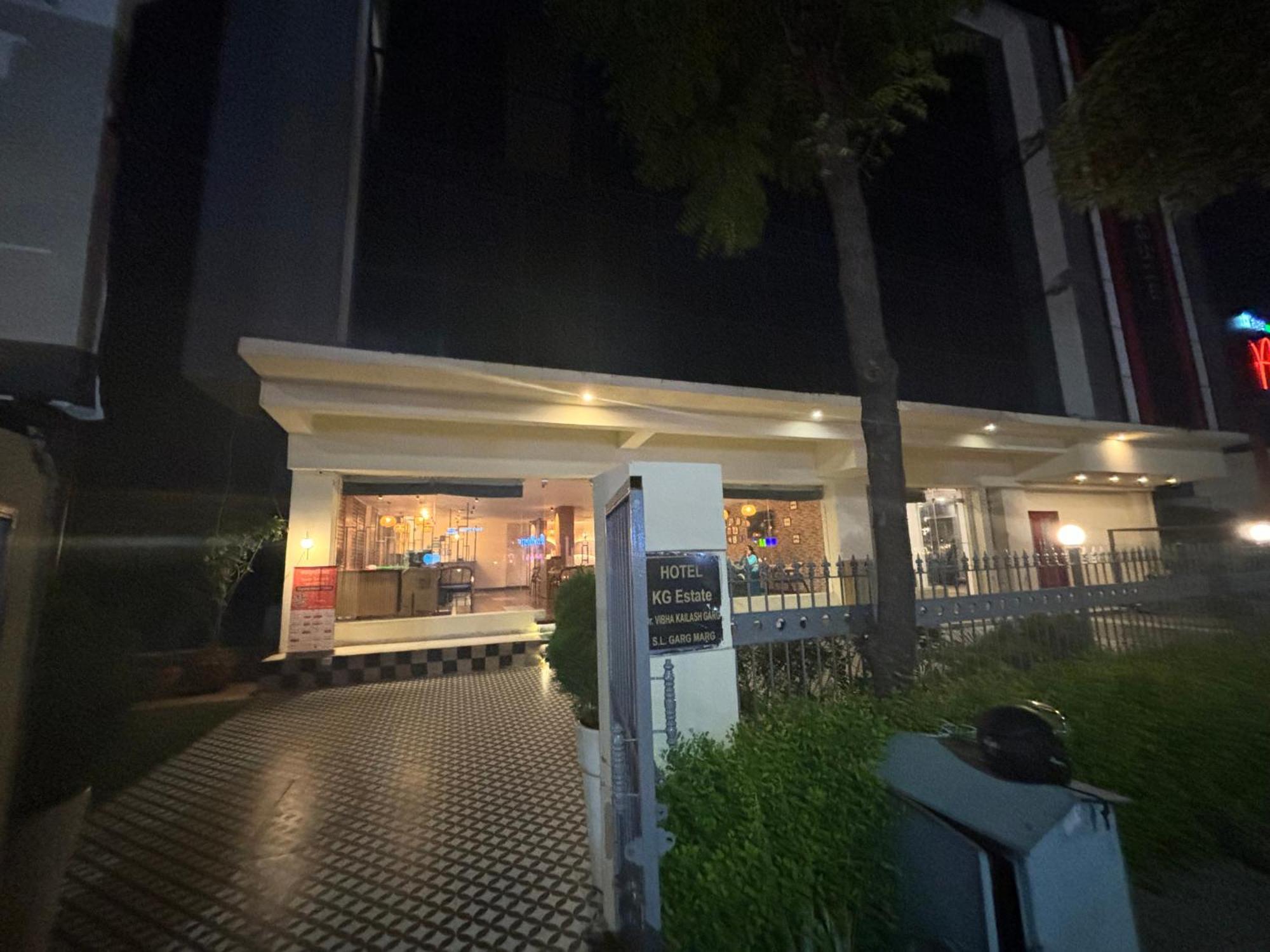 Kg Estate Hotel