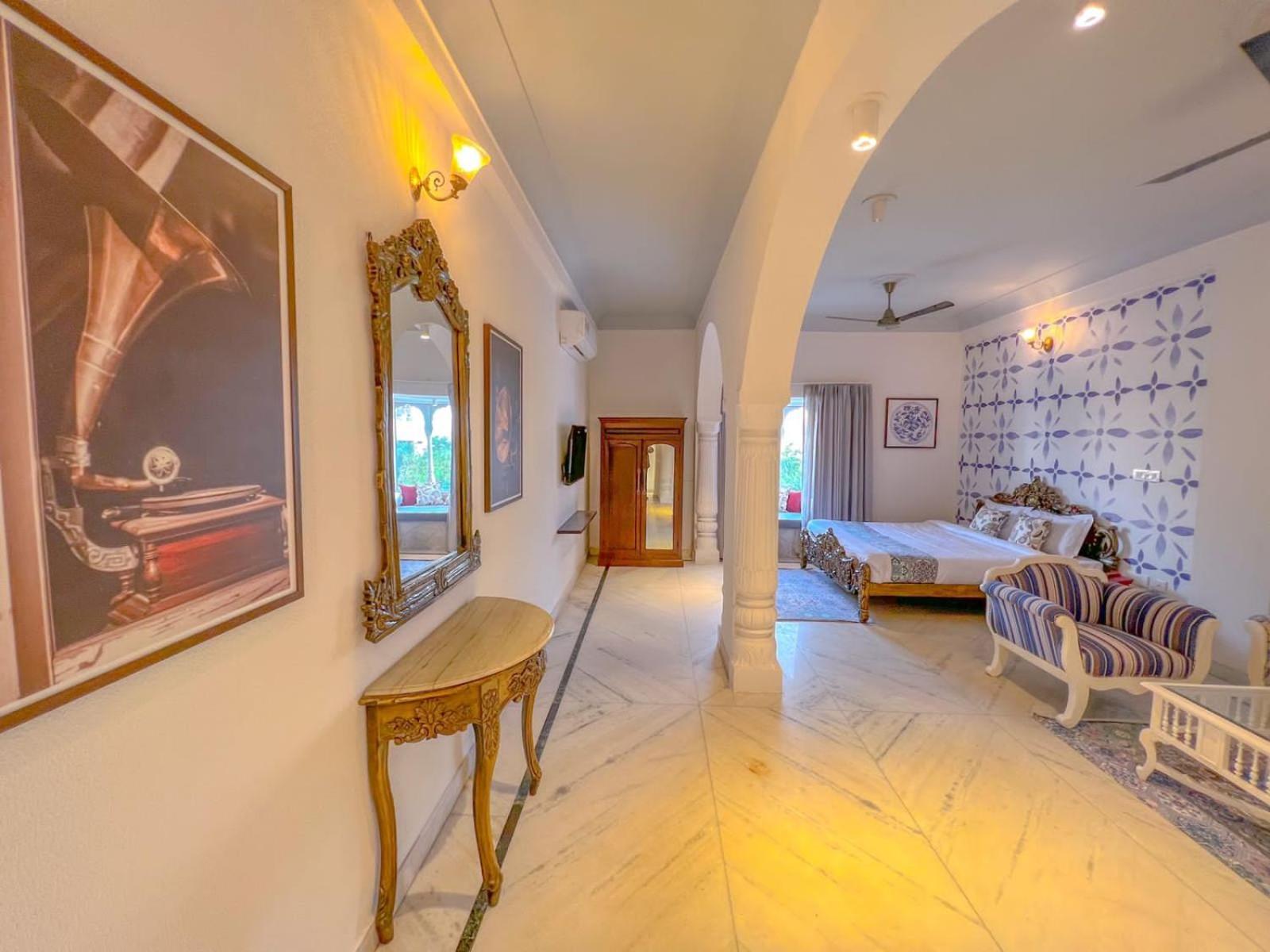 Hotel Dyore House By Bharat Mahal Palace 4*