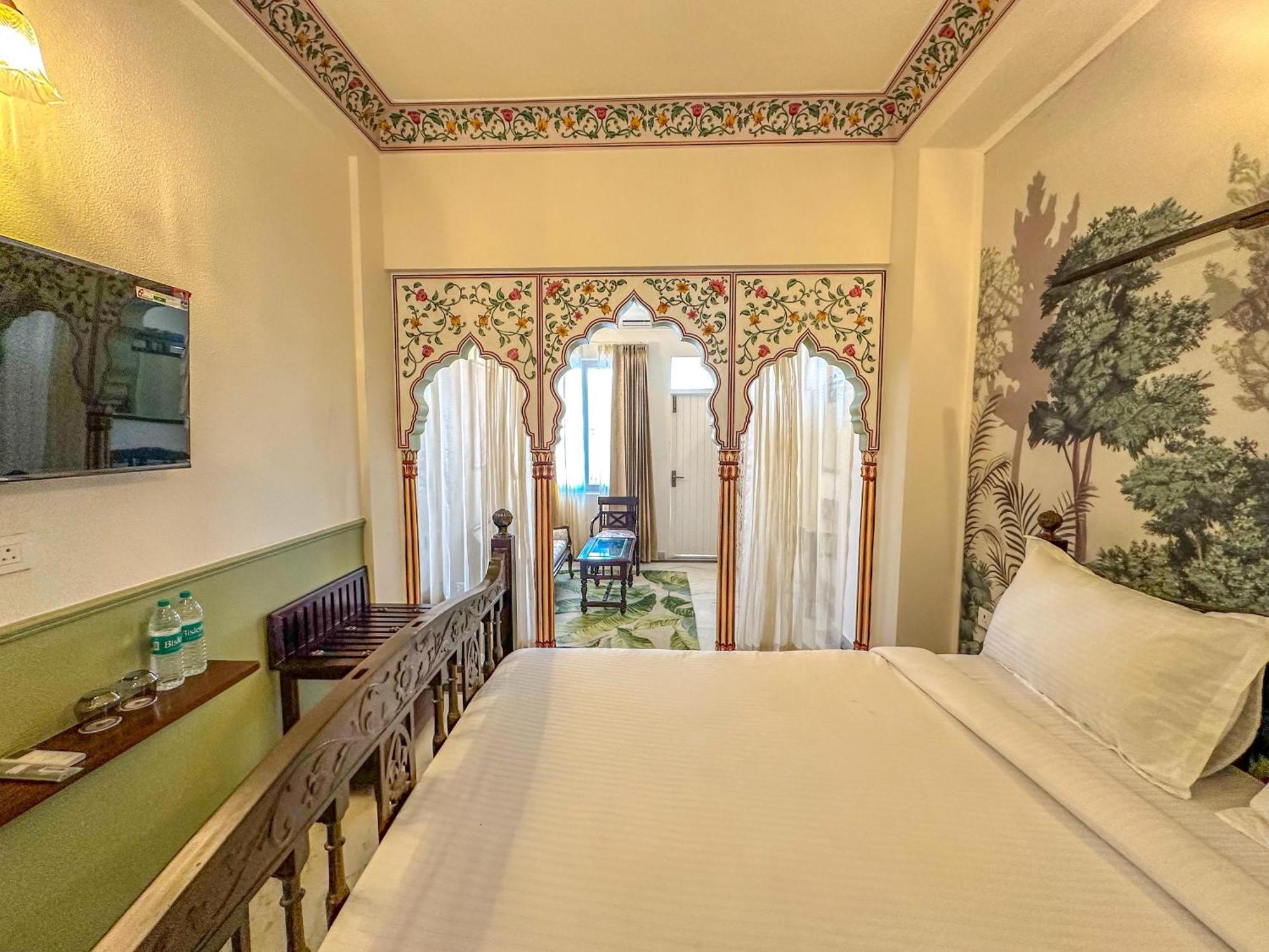 Dyore House By Bharat Mahal Palace Hotel