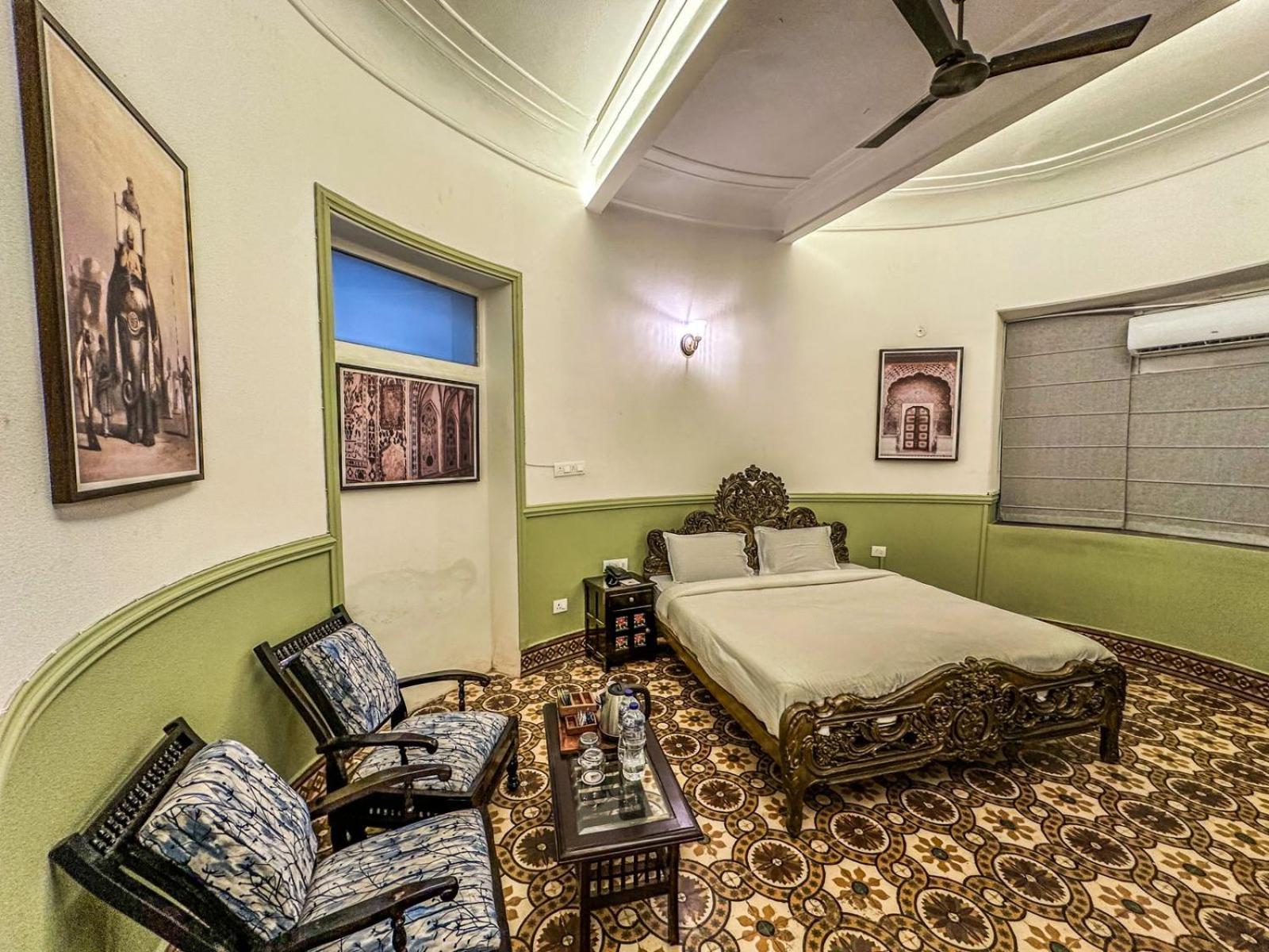 Hotel Dyore House By Bharat Mahal Palace 4*