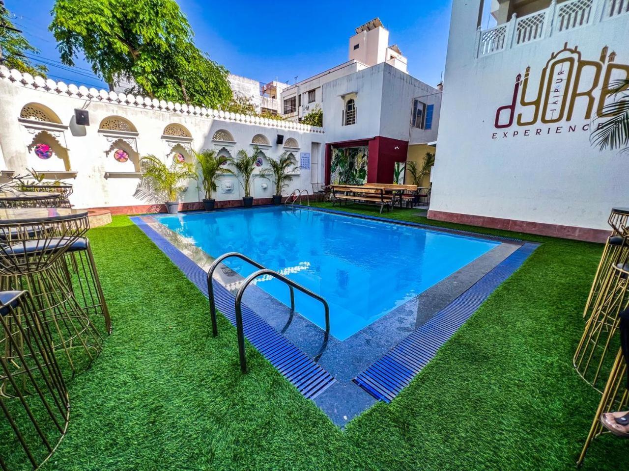 Hotel Dyore House By Bharat Mahal Palace