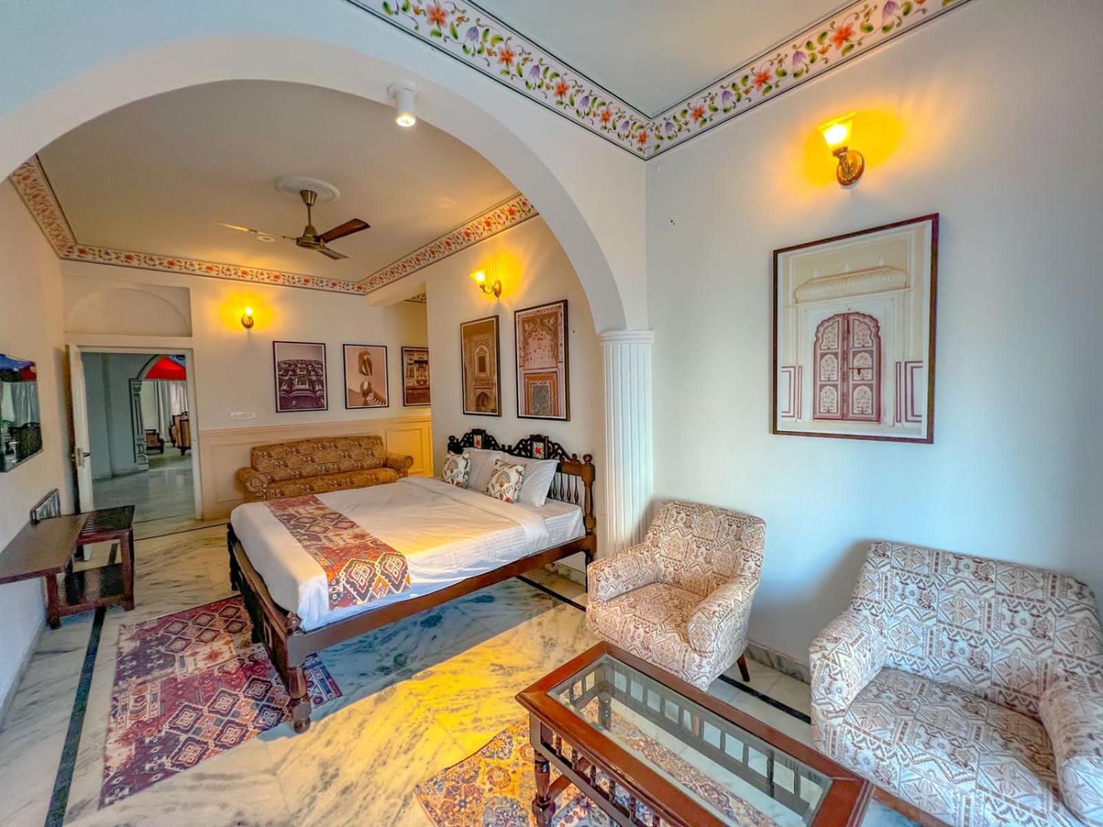 Dyore House By Bharat Mahal Palace 4*