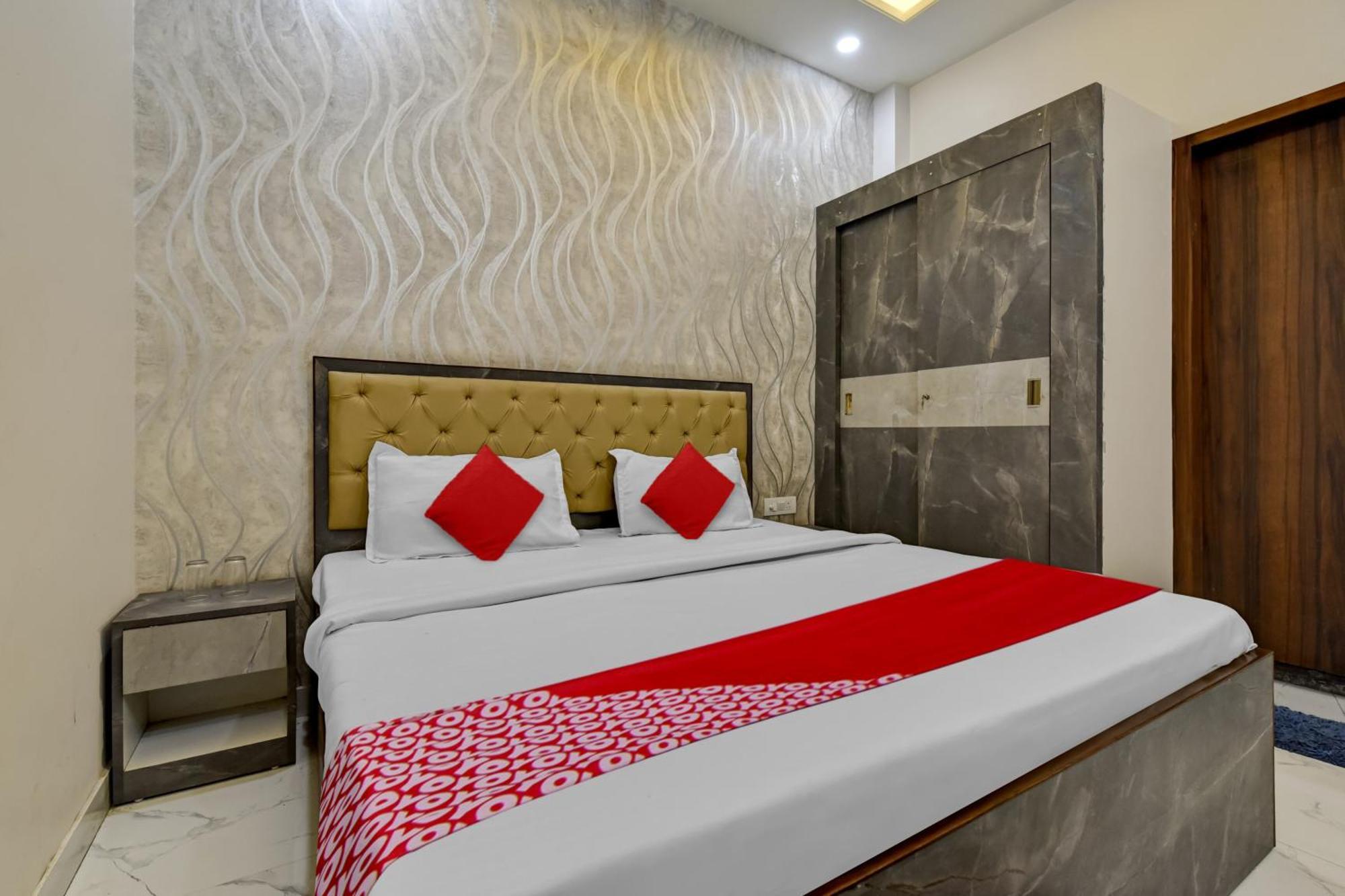 O N R Hotel