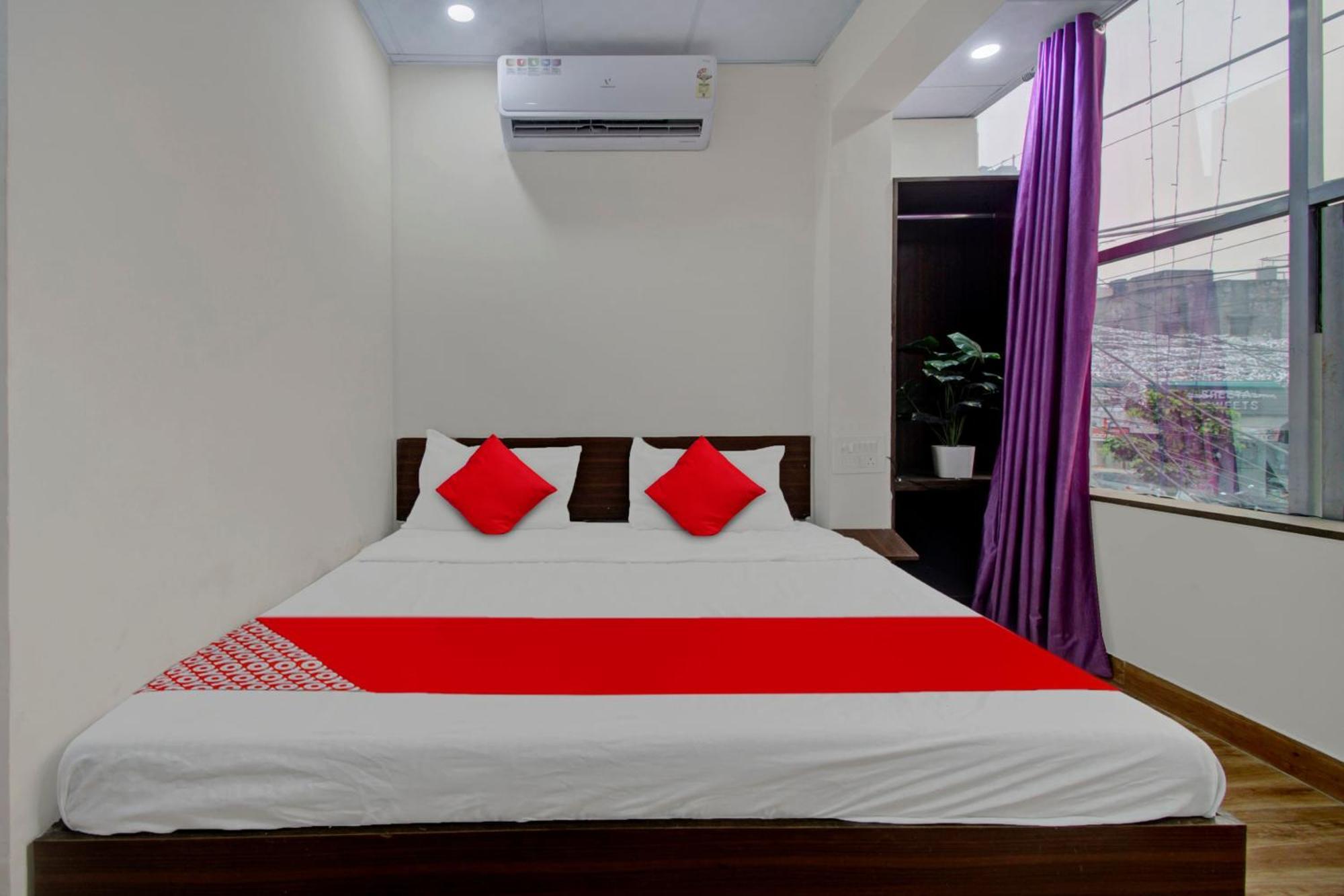 O Skyfem Hotel Jaipur