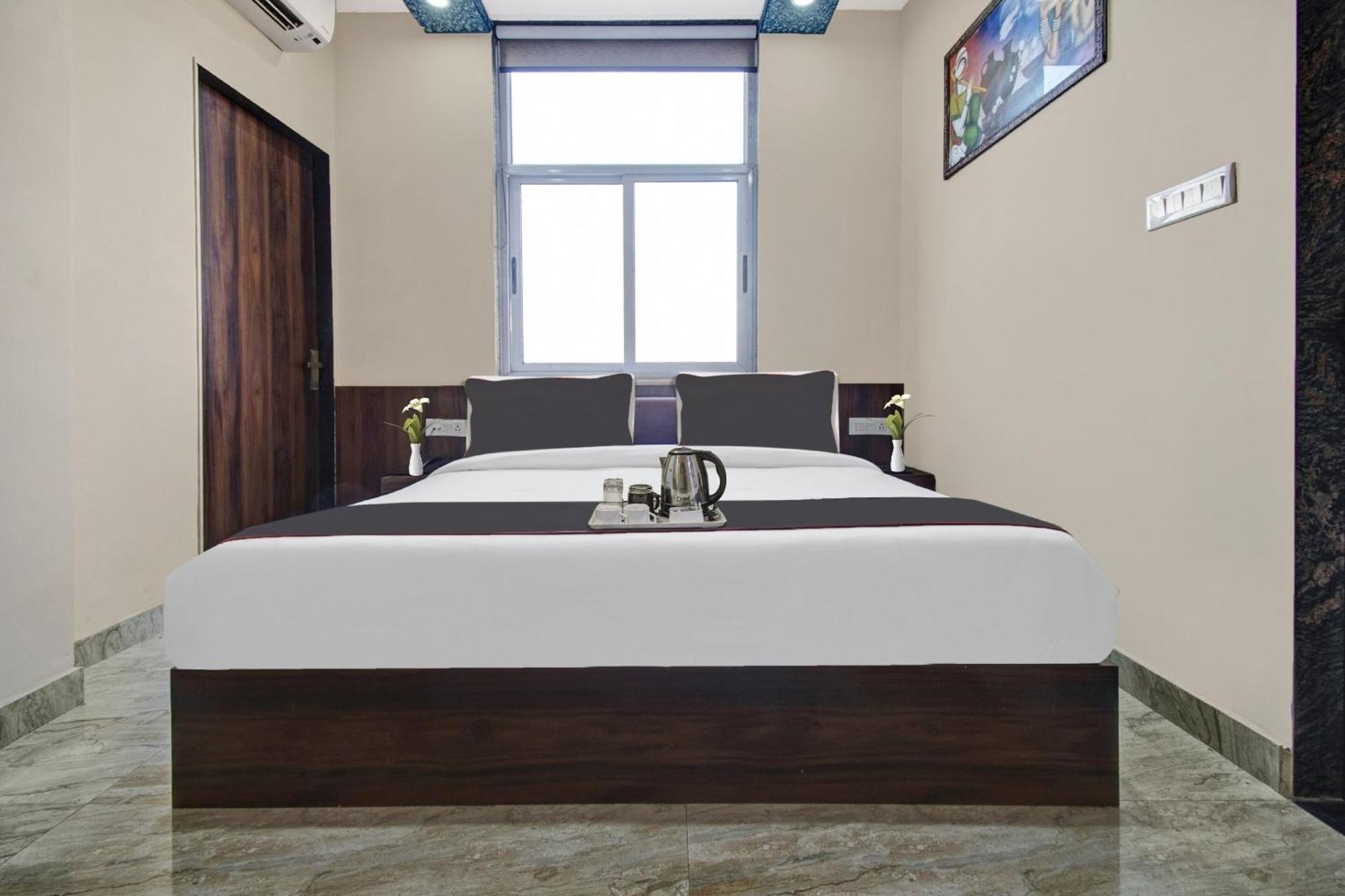 Hotel Ratan Palace By Select 3*