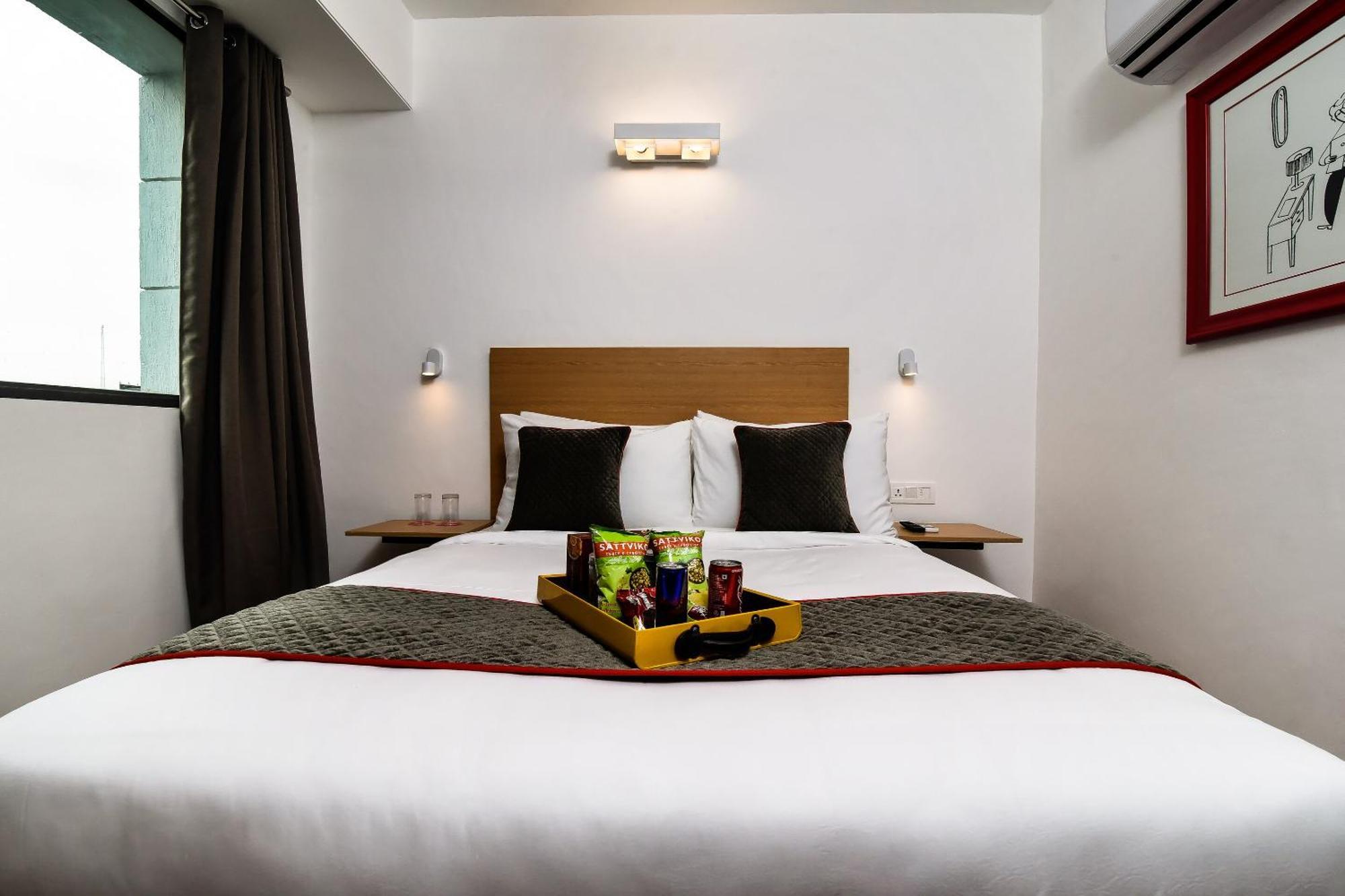 Hotel Townhouse C Scheme Ahinsa Circle 4*