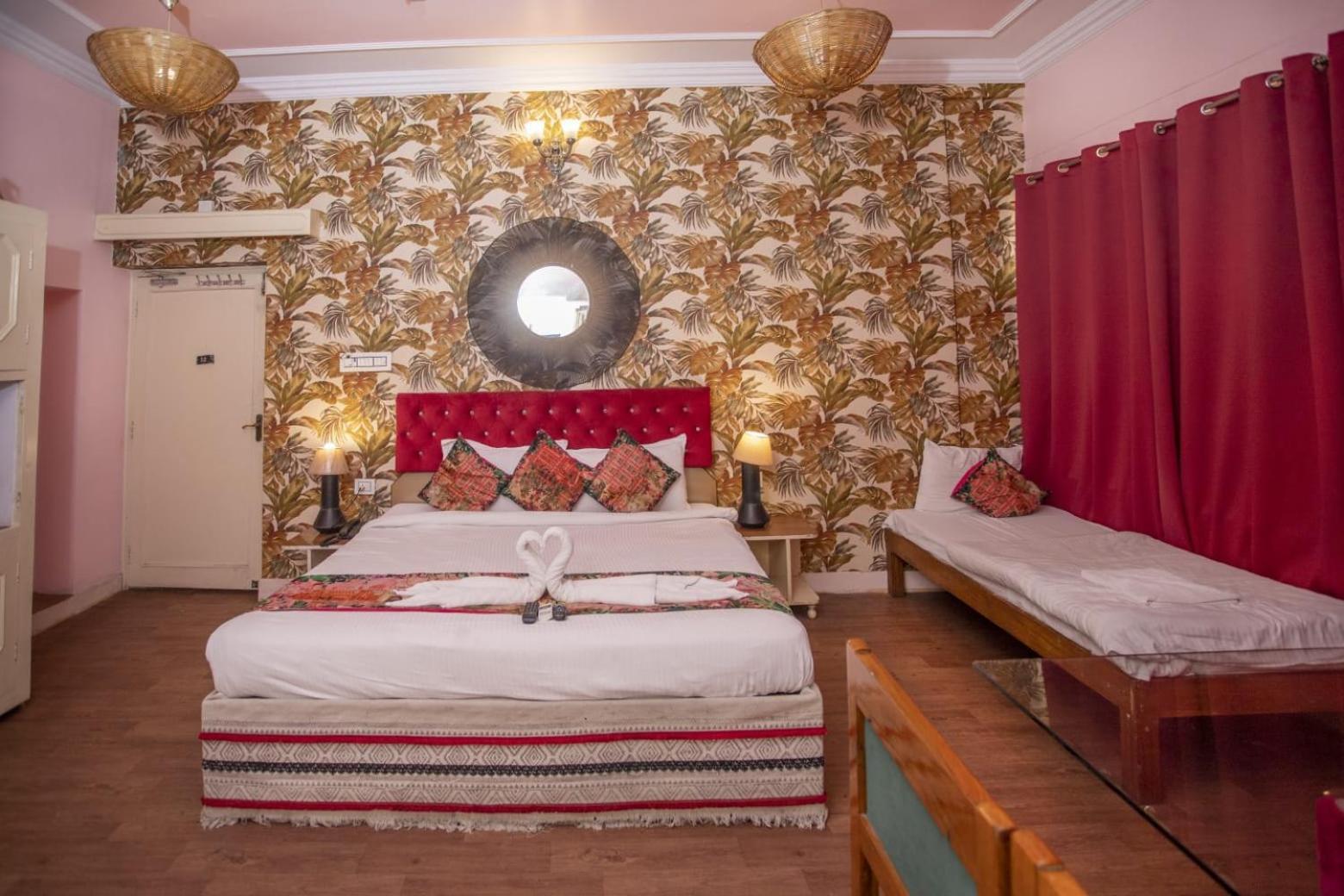 Hotel Pink Palace Jaipur