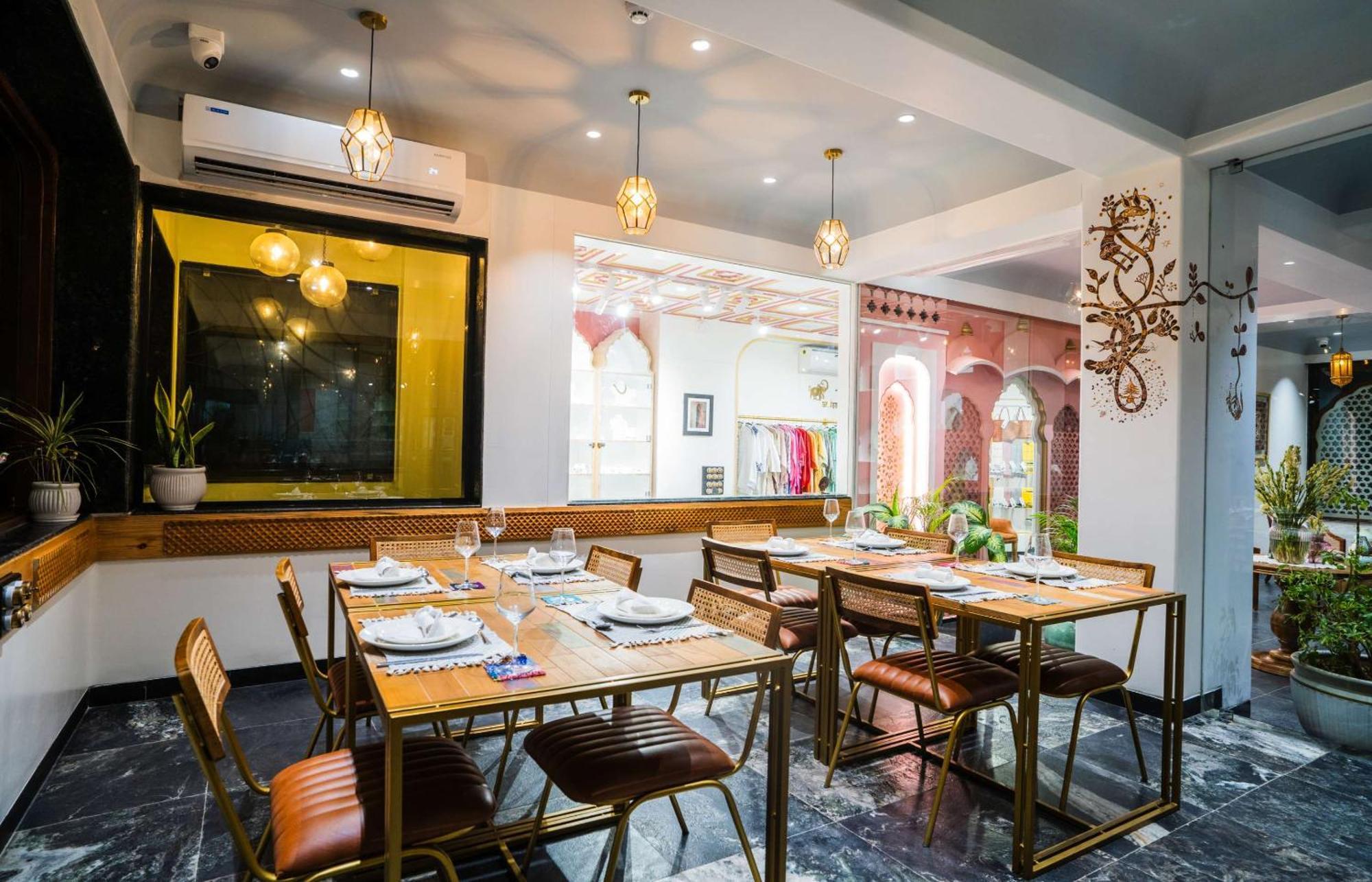 Hotel Artisav House 4*