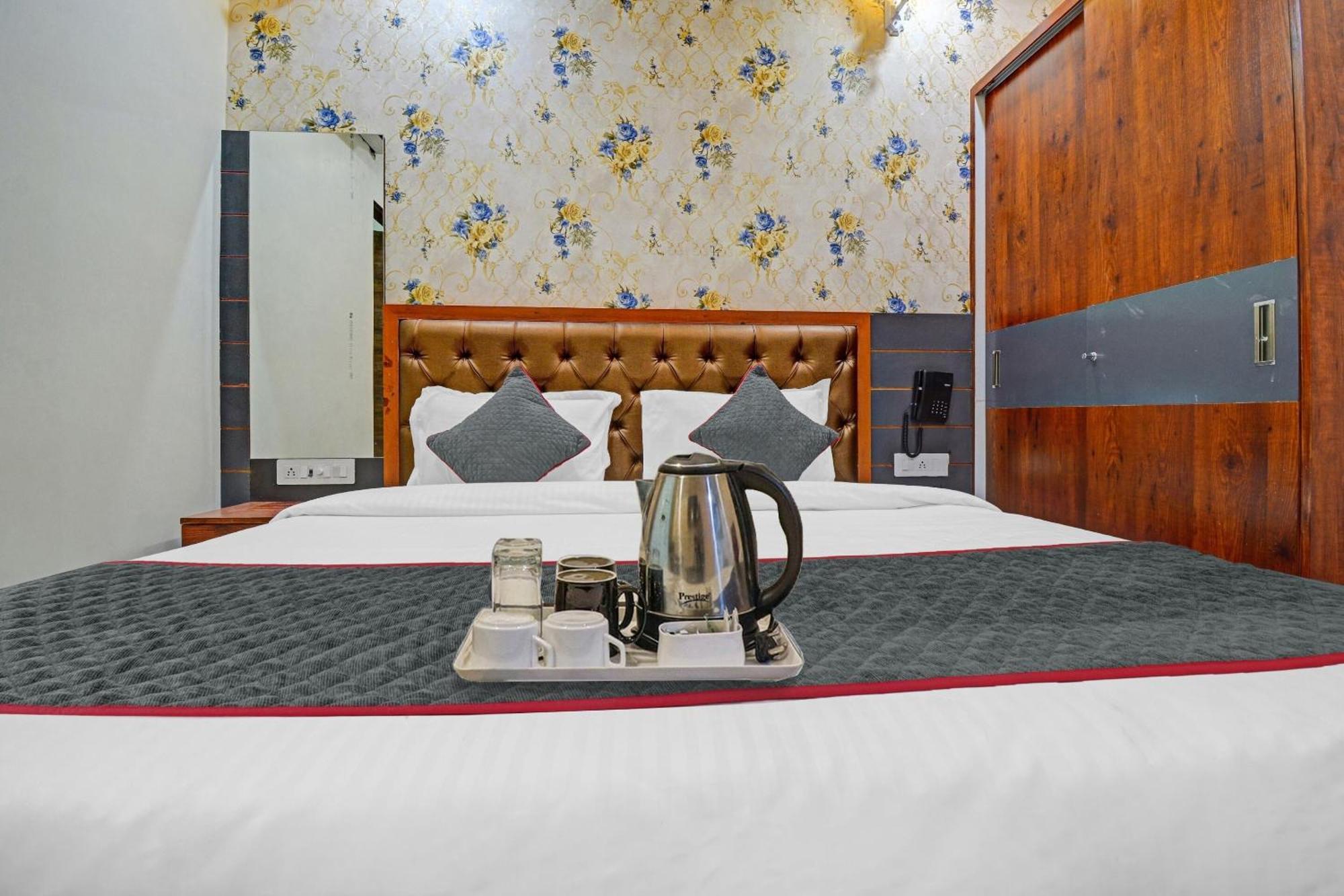 Hotel Townhouse Cm Palace Jaipur