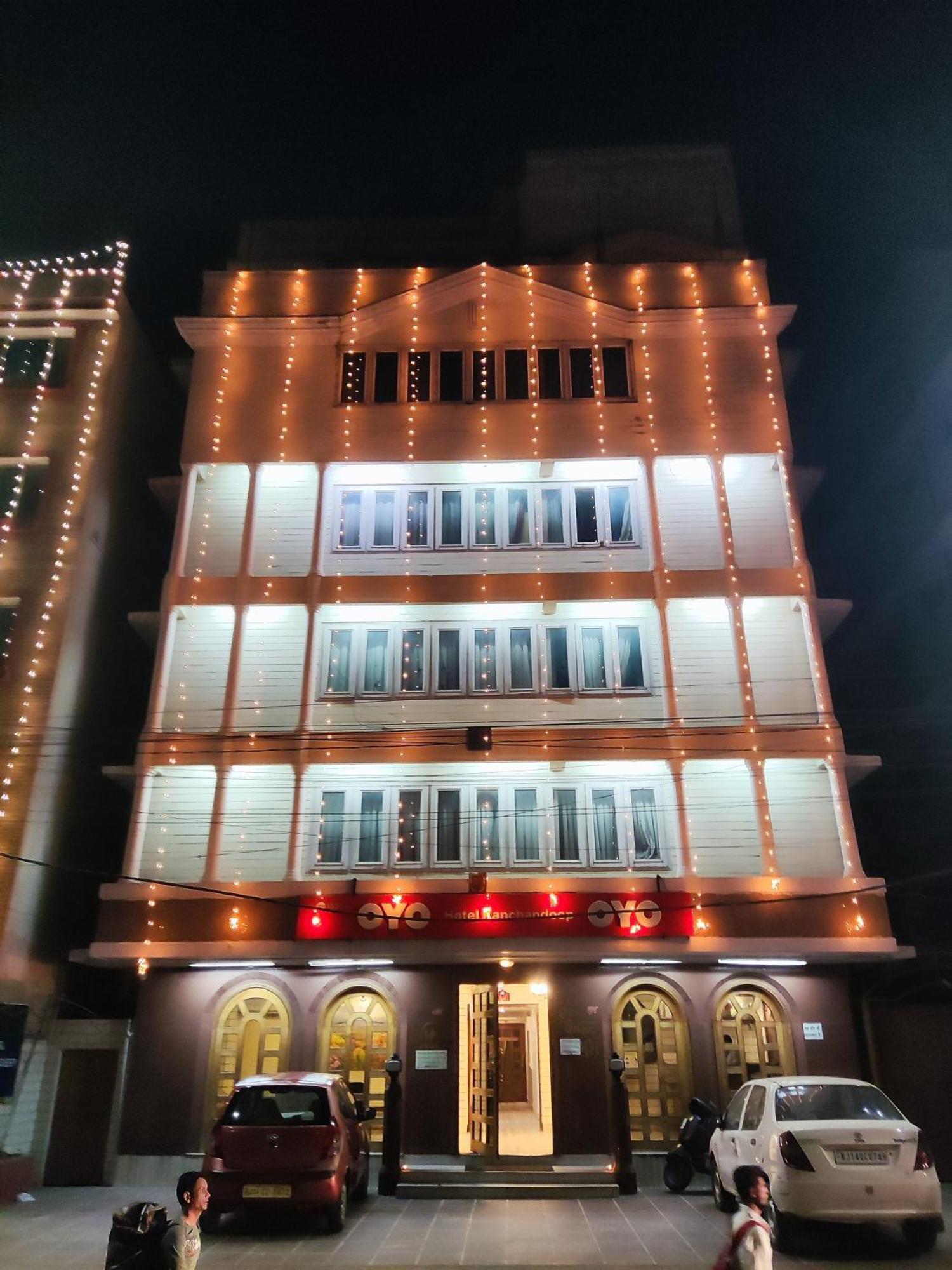 Kanchan Deep Hotel 3*