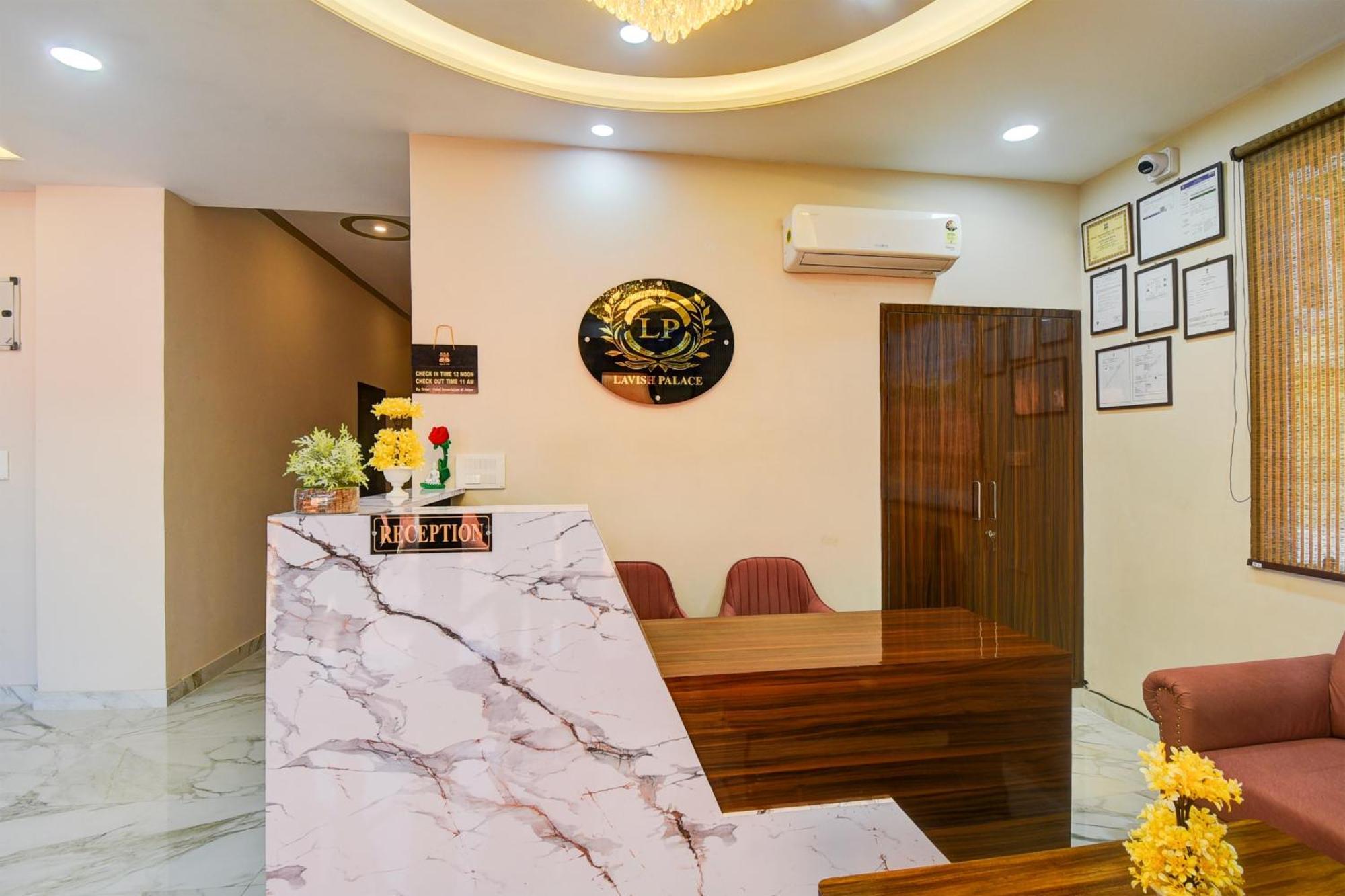 O Lavish Palace Hotel