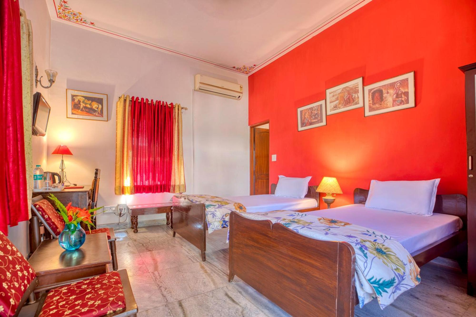 Play Ikshana Palette Hotel Jaipur