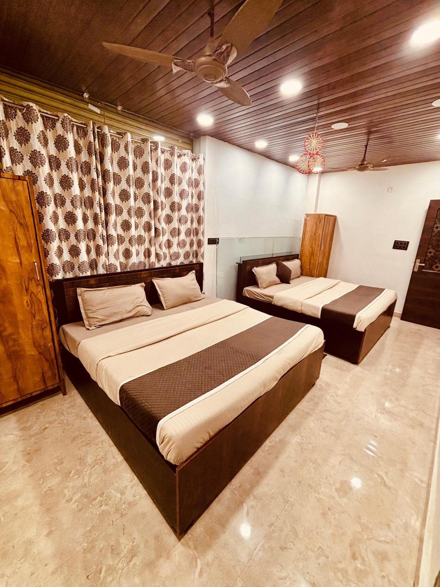Hotel Govindam Royal
