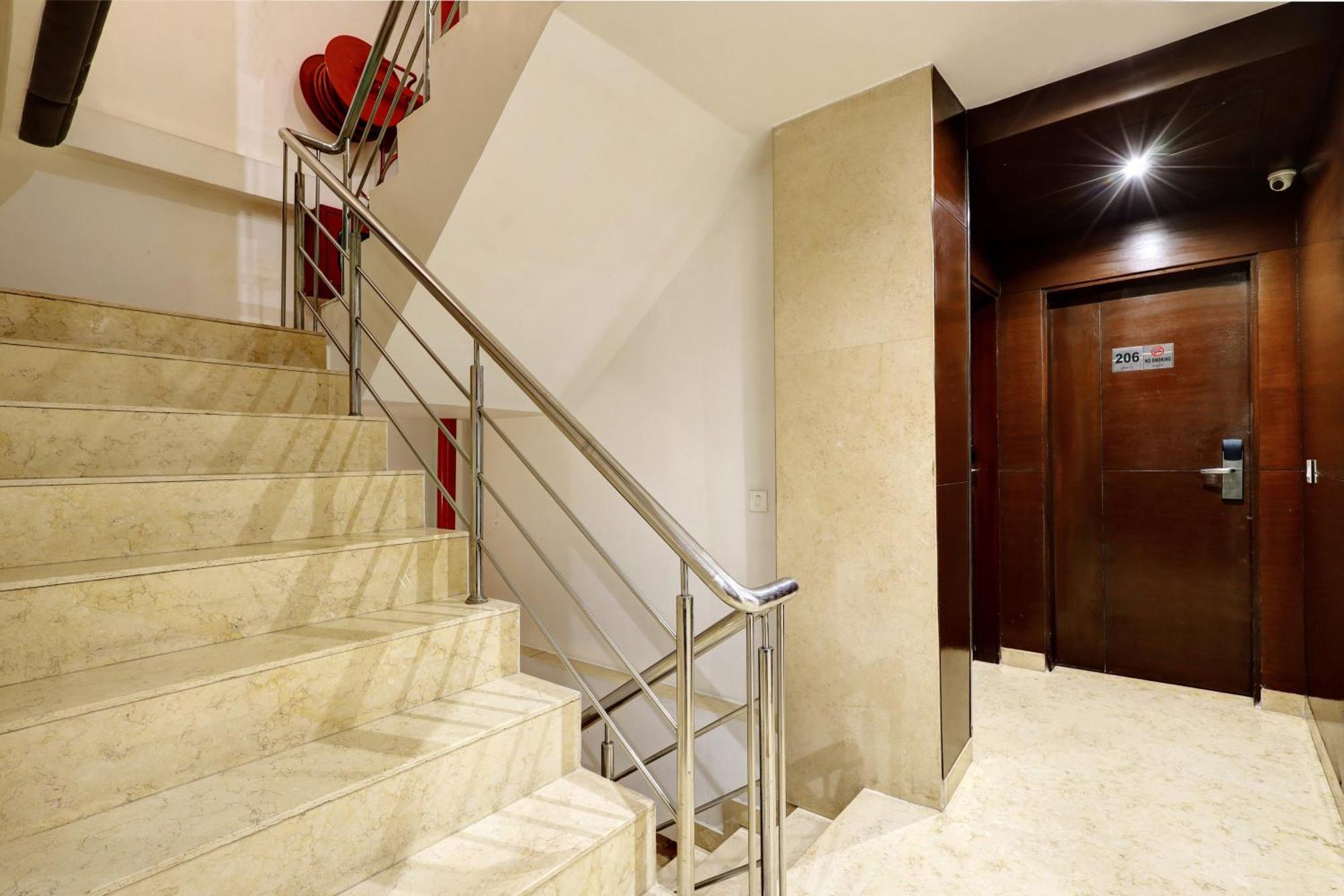Hotel Flute Boutique By 91 3*