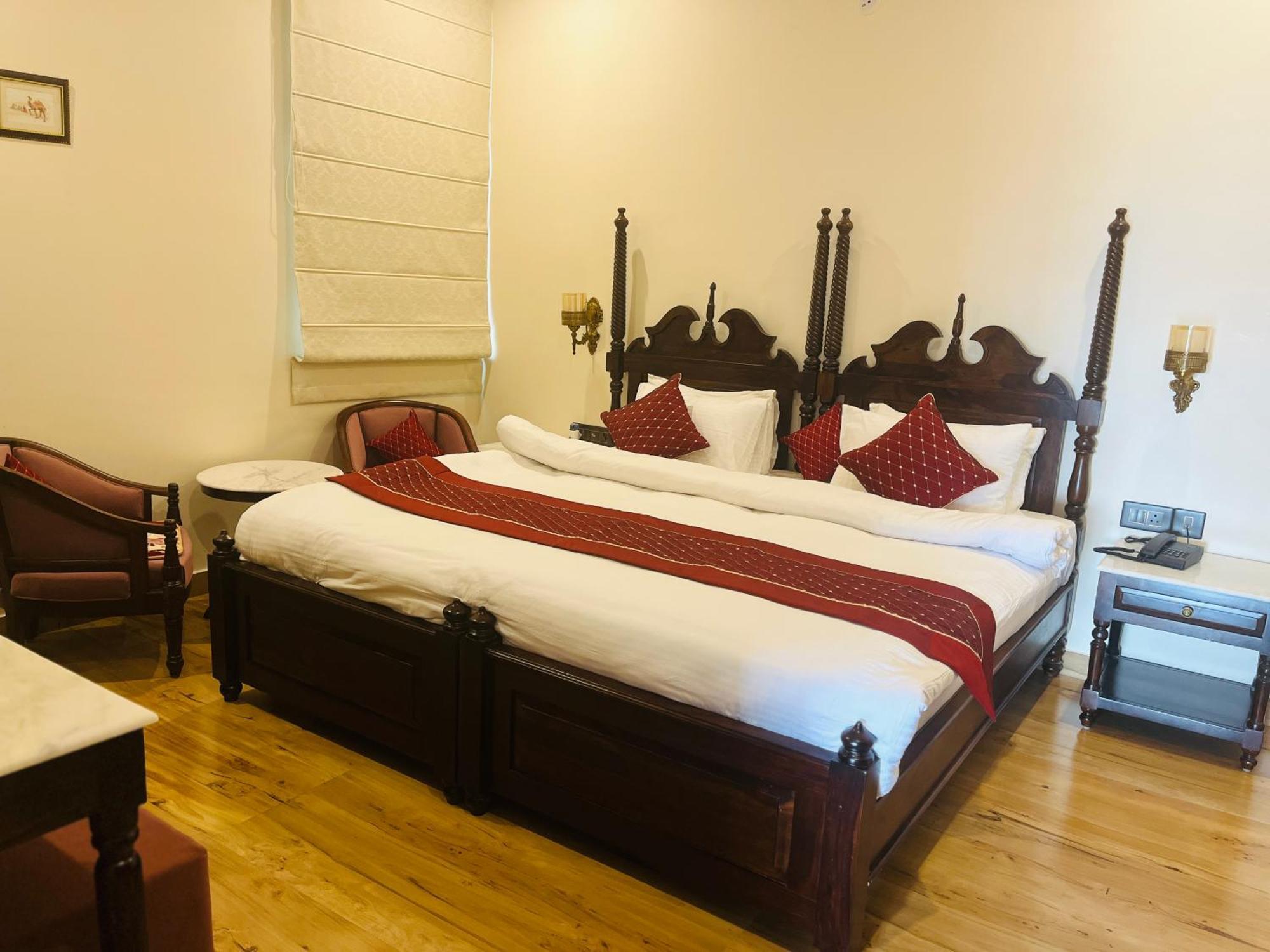 Harnawa Haveli 3*