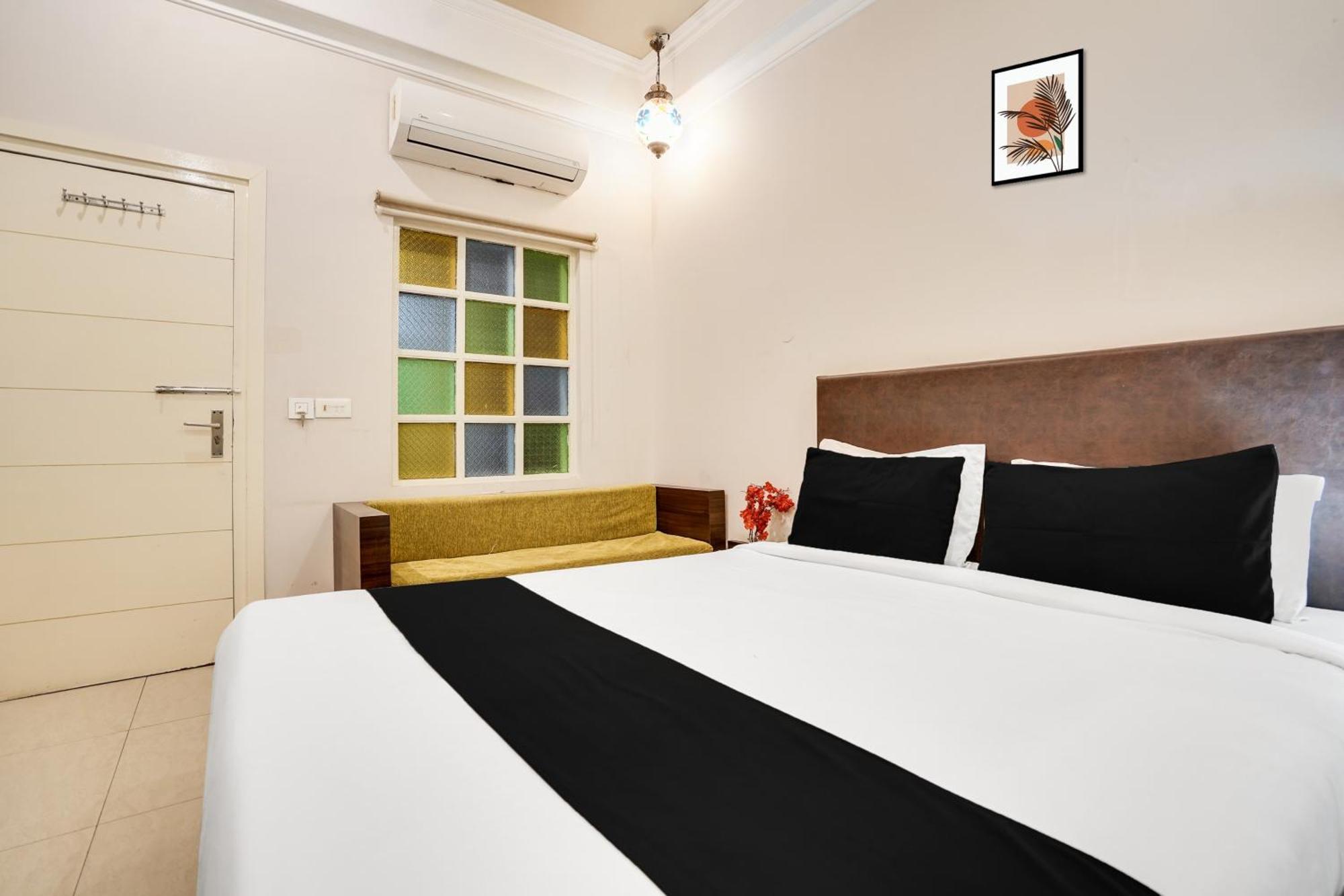 Hotel Super Townhouse Mansarovar Near Metro Station Jaipur