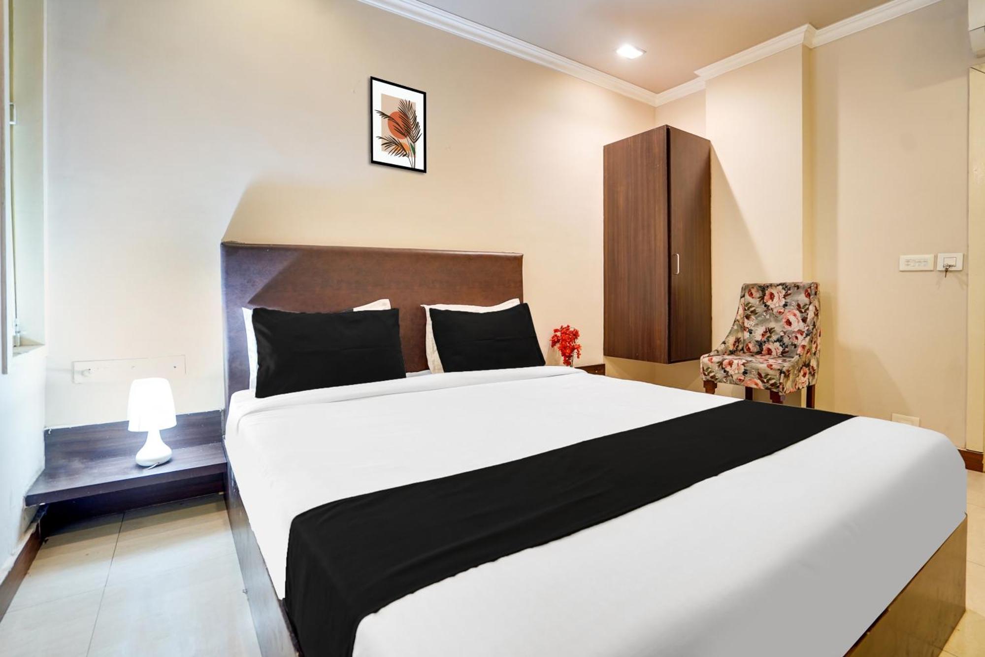 Super Townhouse Mansarovar Near Metro Station Hotel