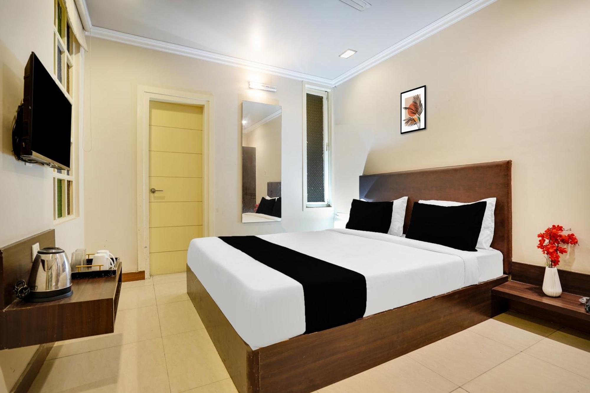 Super Townhouse Mansarovar Near Metro Station 4* Jaipur