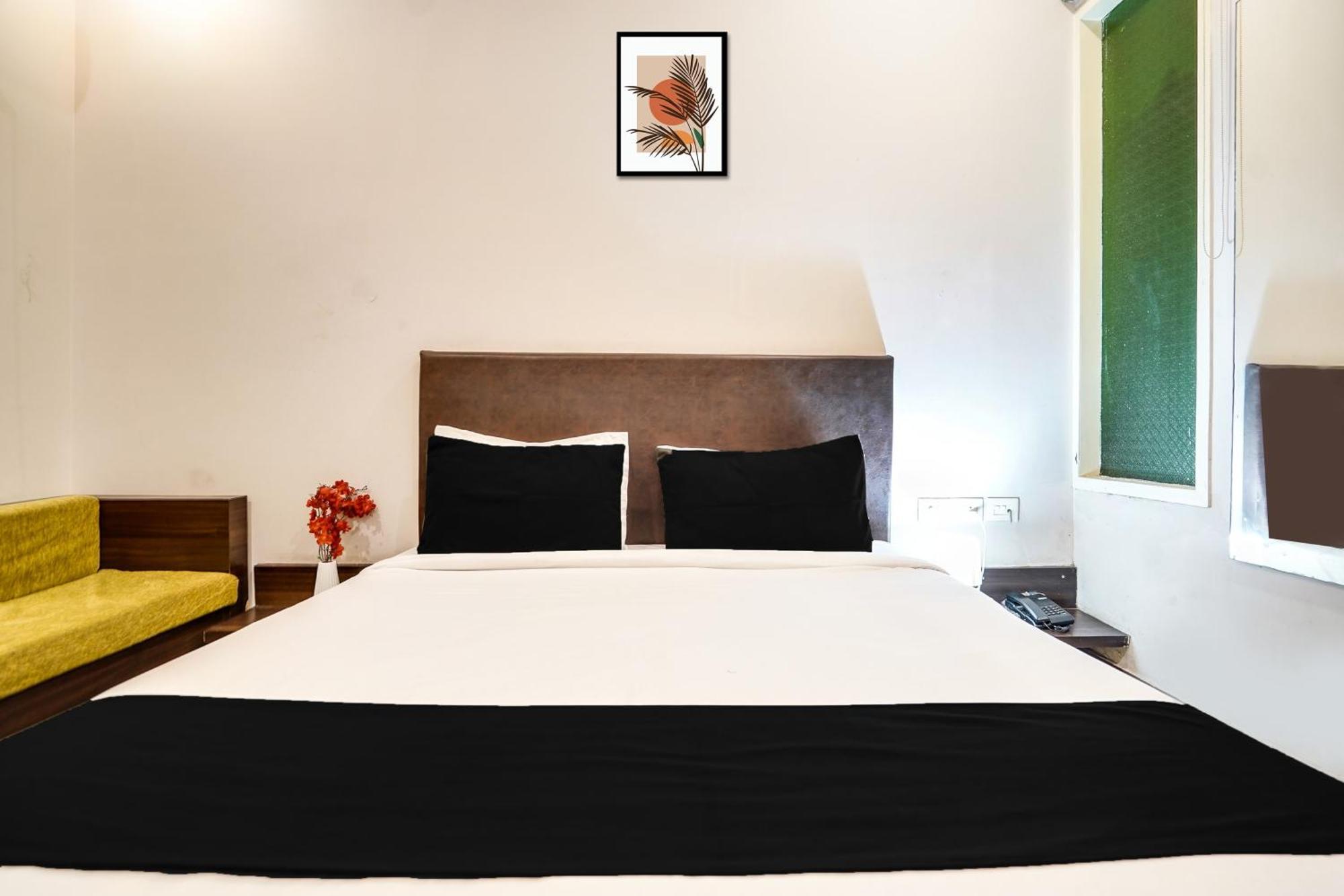 Super Townhouse Mansarovar Near Metro Station Hotel