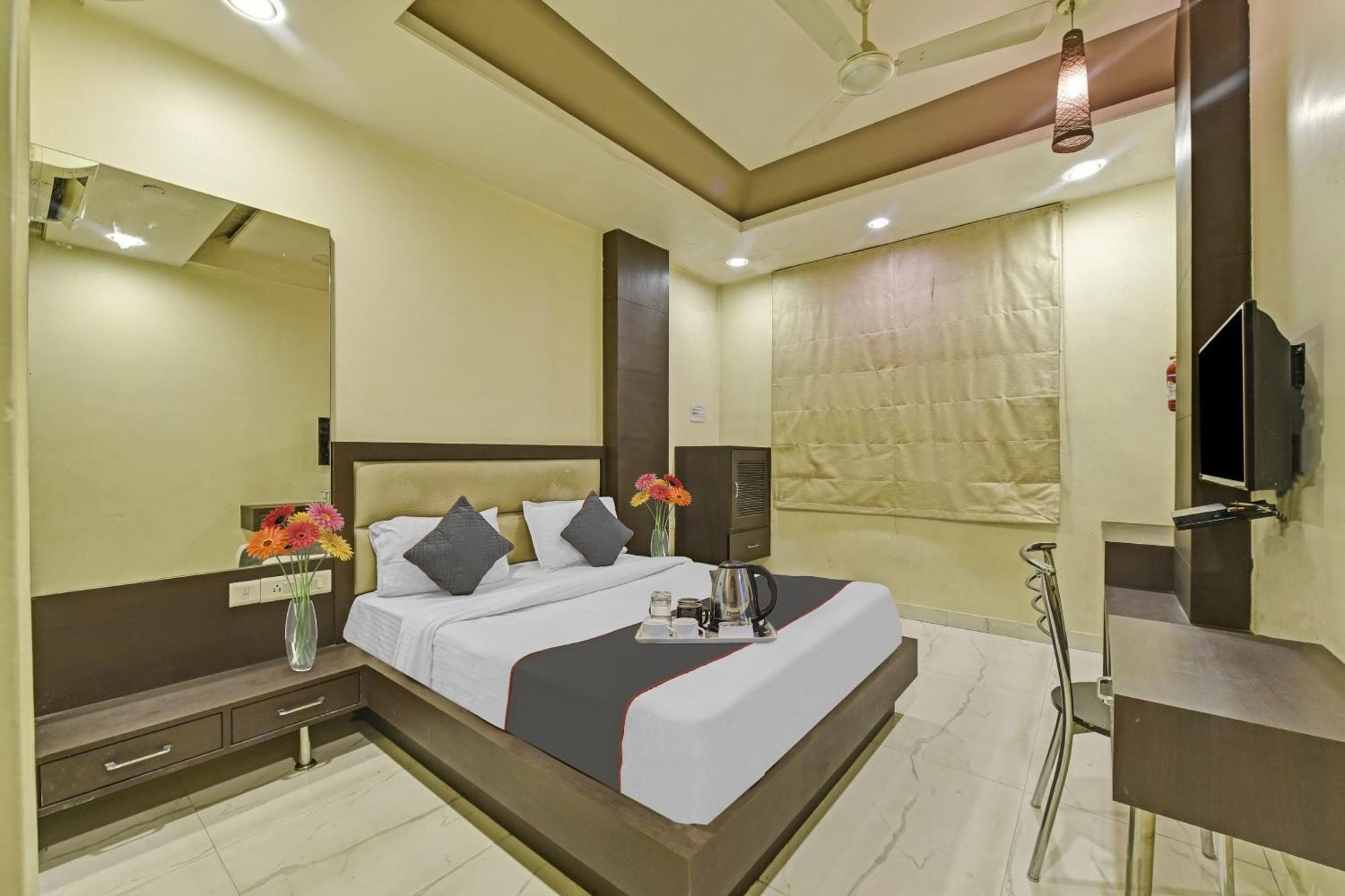 Townhouse Tatva 3*