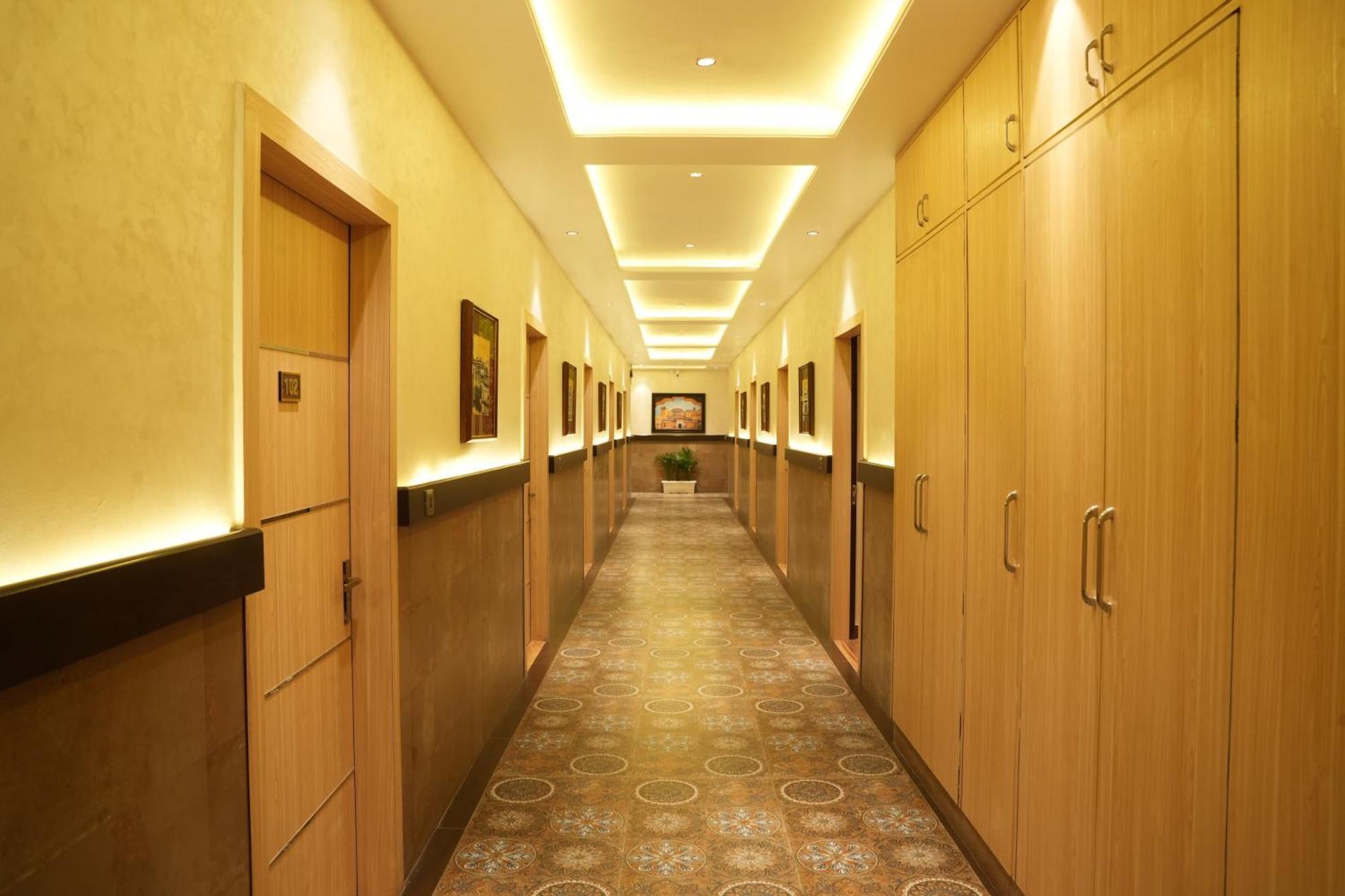 Prime Safari Jaipur