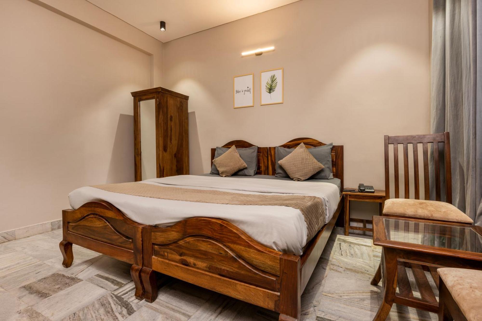 Wake N Flow Boutique By Jsh Hostel Jaipur