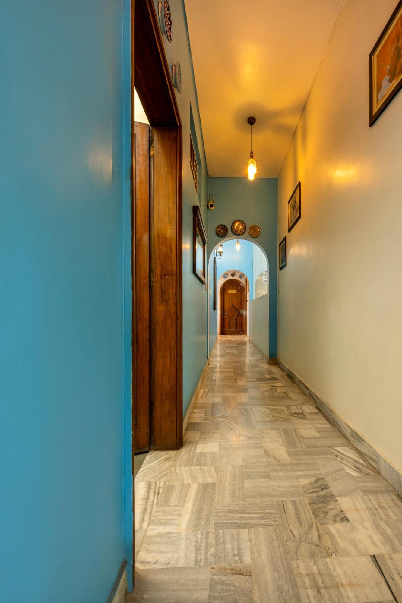 Wake N Flow Boutique By Jsh Hostel *