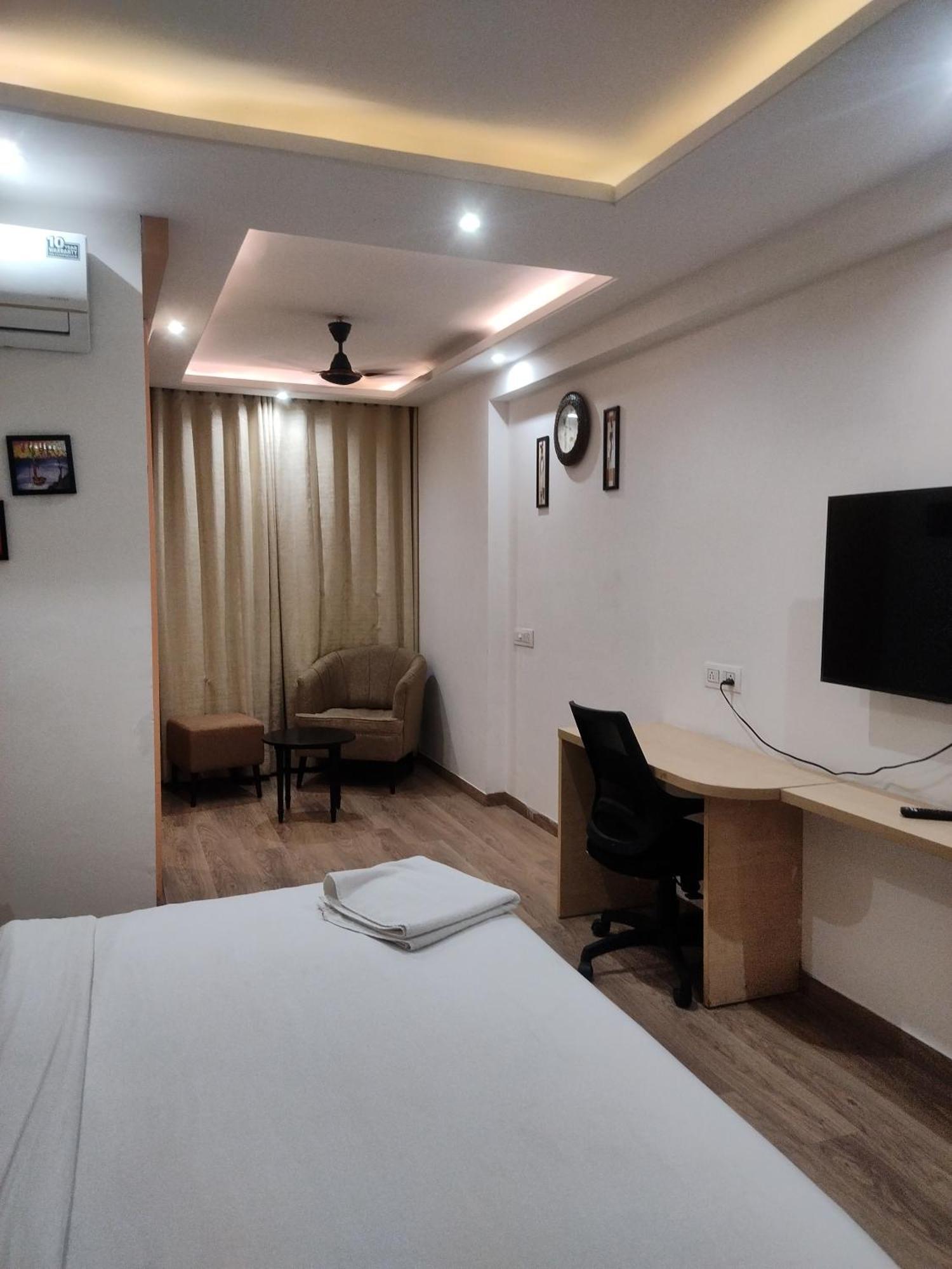 Wlecome Grand Anukampa Aparthotel