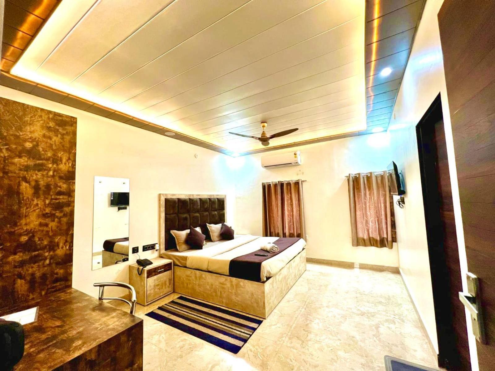 Govindam Royal Hotel Jaipur