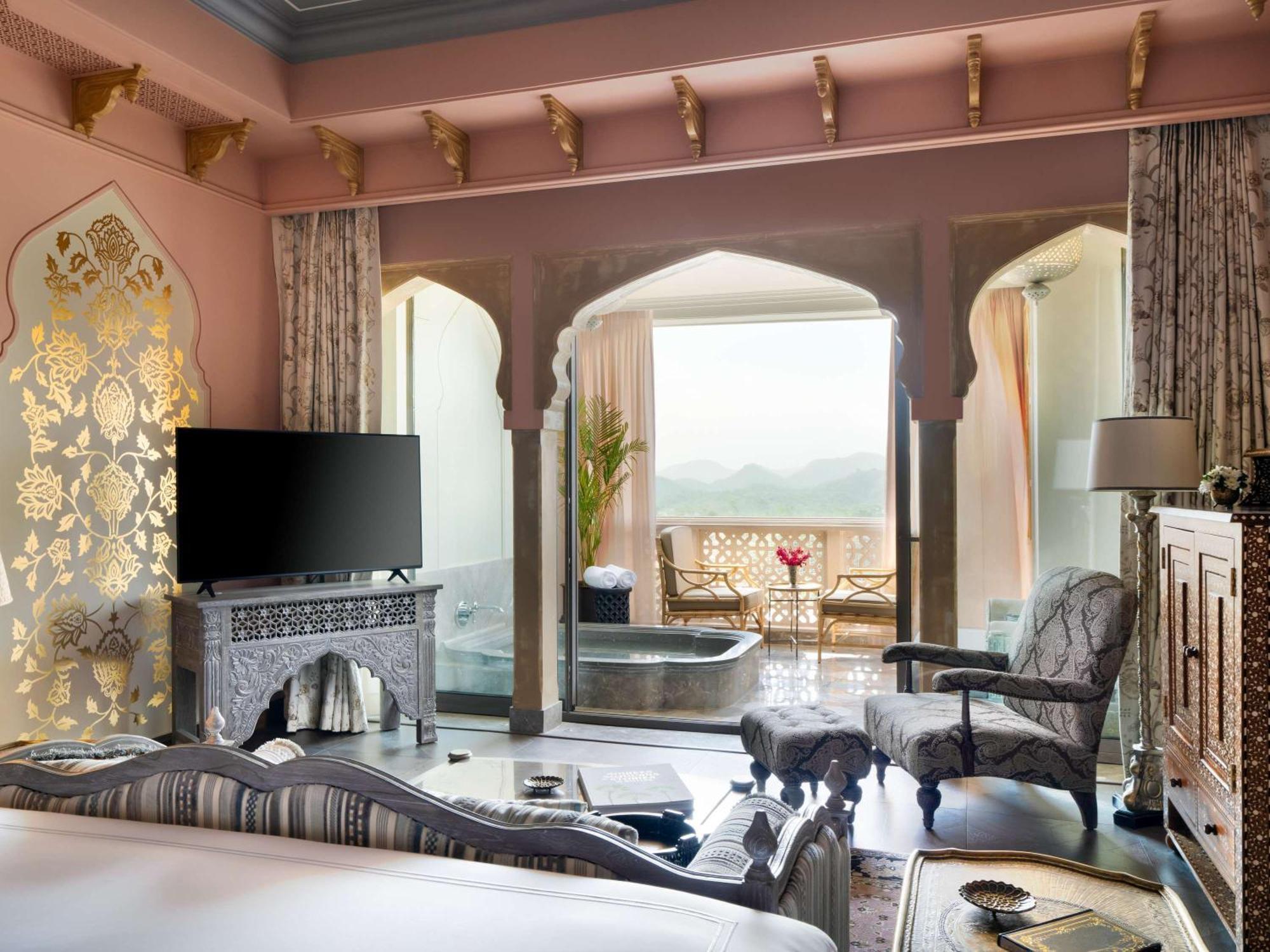 Raffles 5* Jaipur