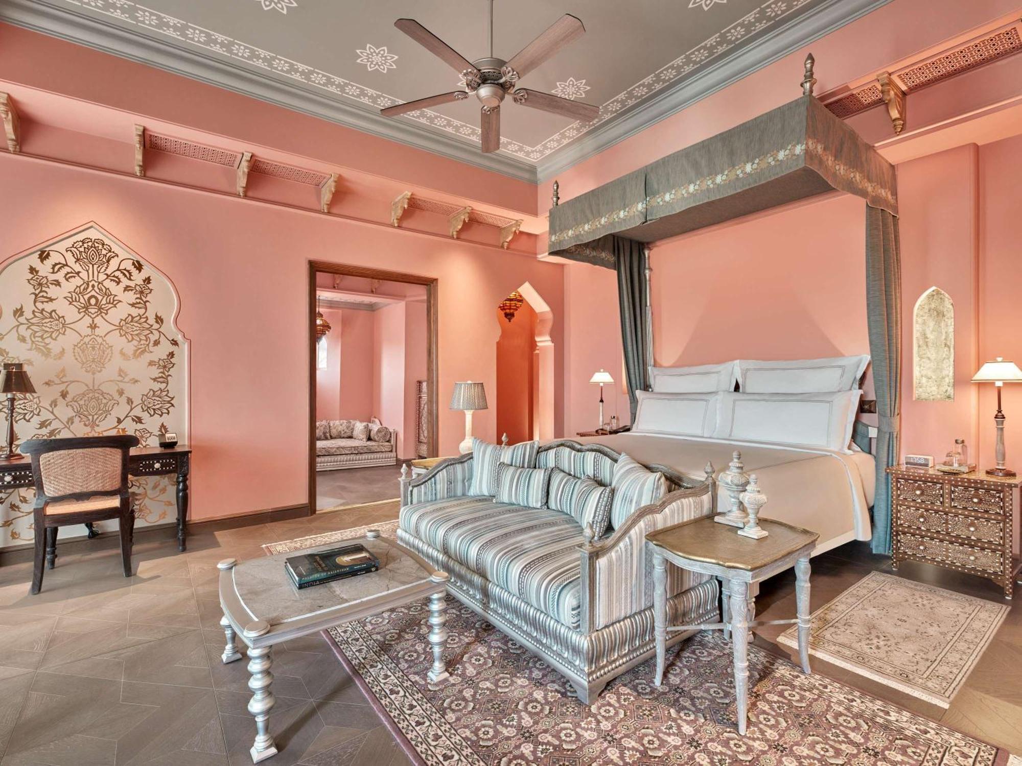 Raffles 5*