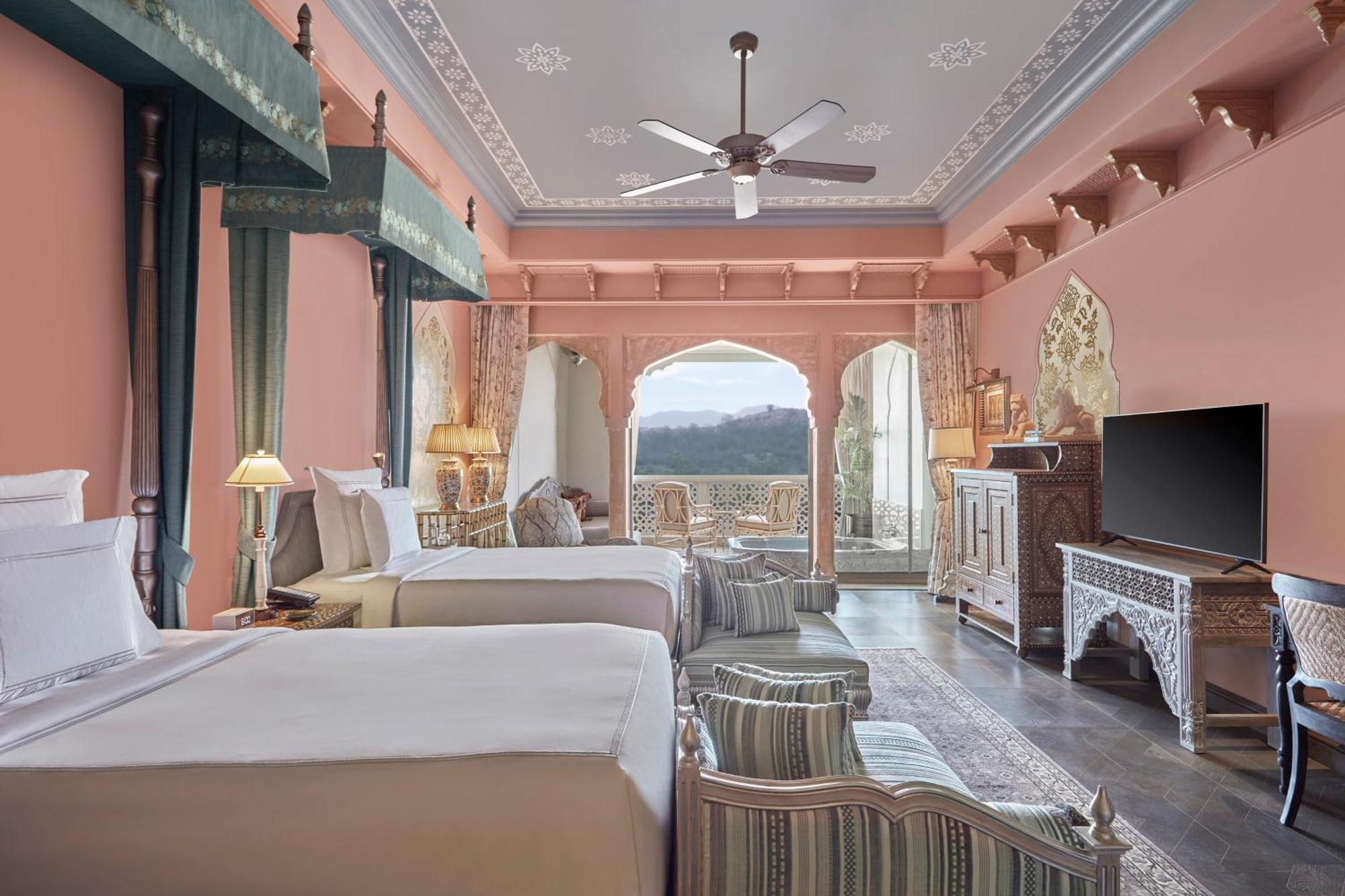 Hotel Raffles 5*