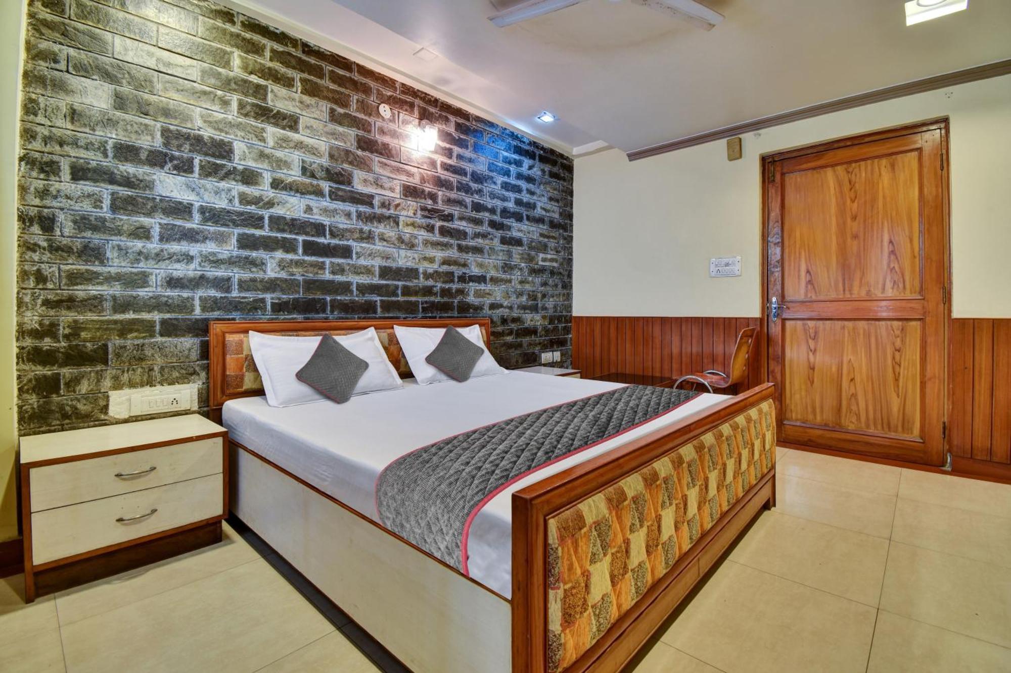 Hotel Townhouse Fly View Jaipur