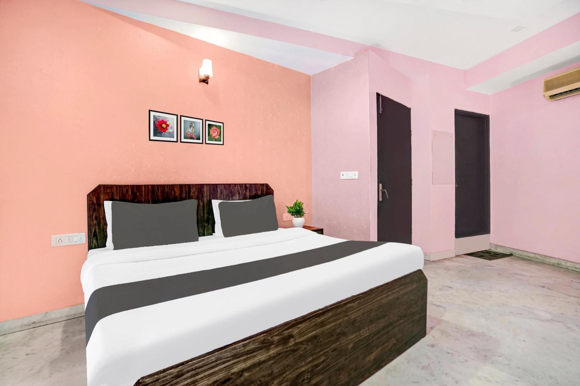 Hotel Collection O My Daksh 4*