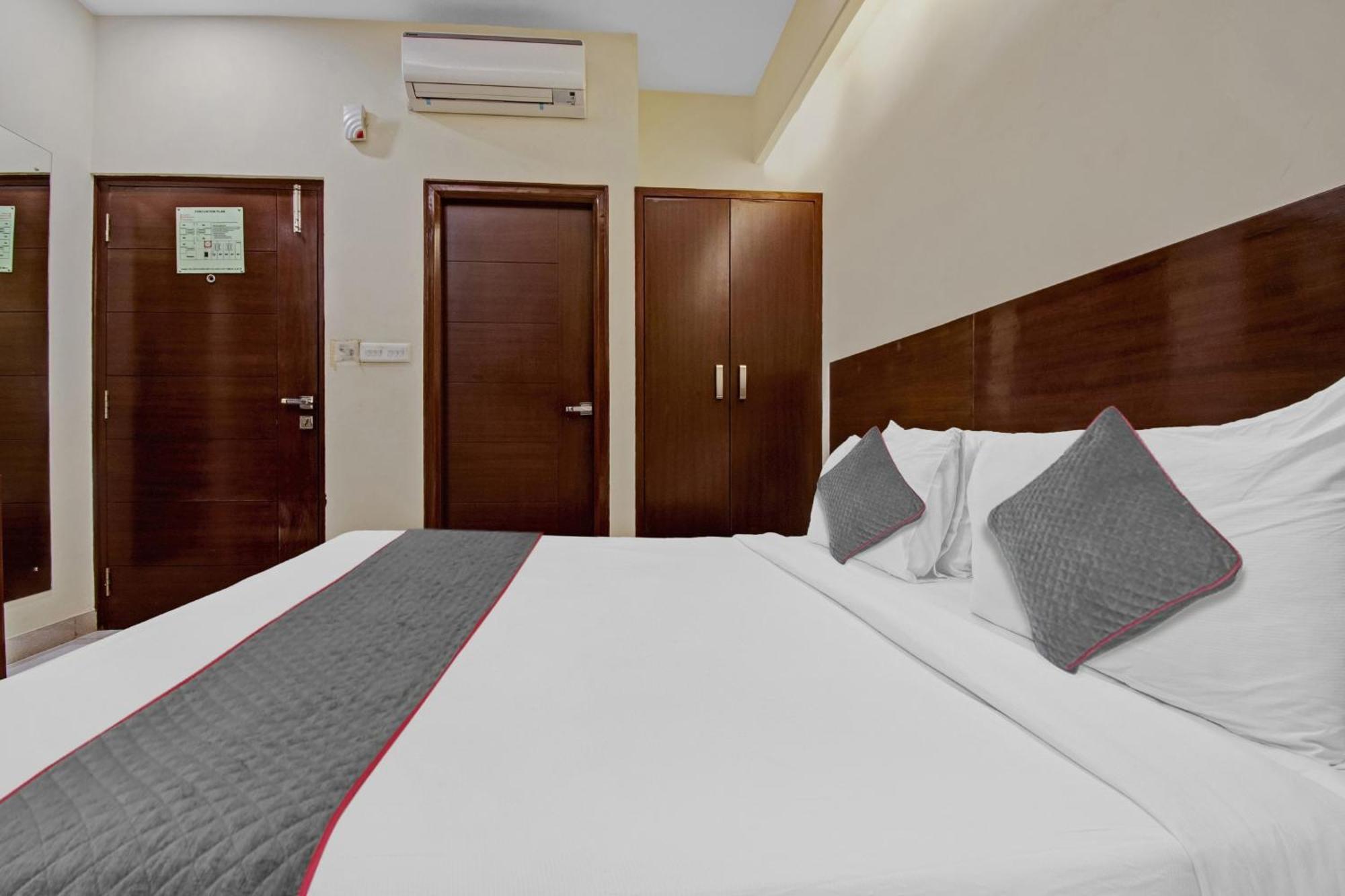 Townhouse Oak Minze Hotel Jaipur