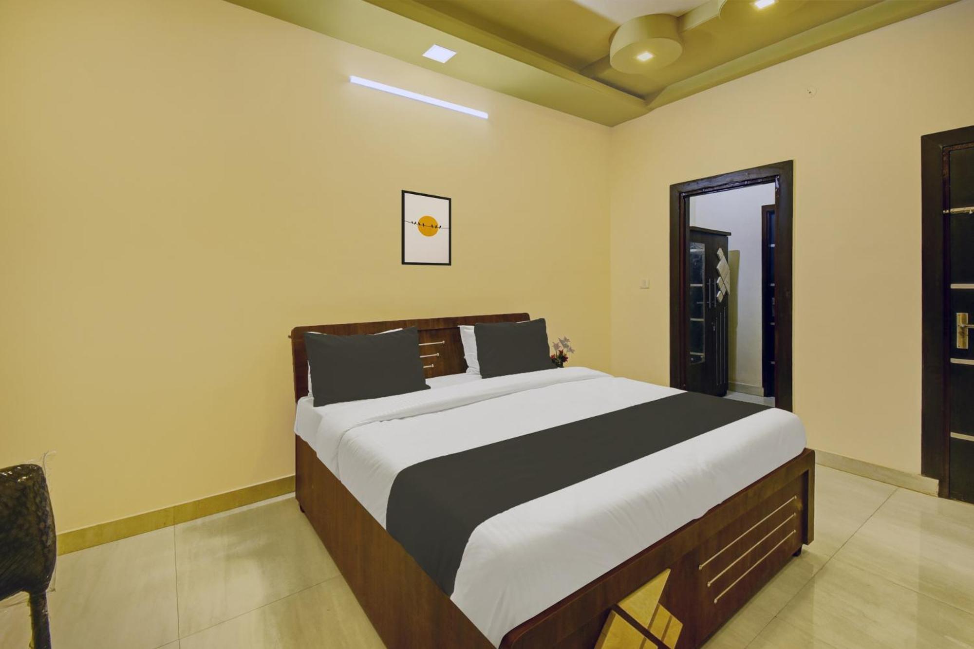 Hotel O Neelkanth 3*