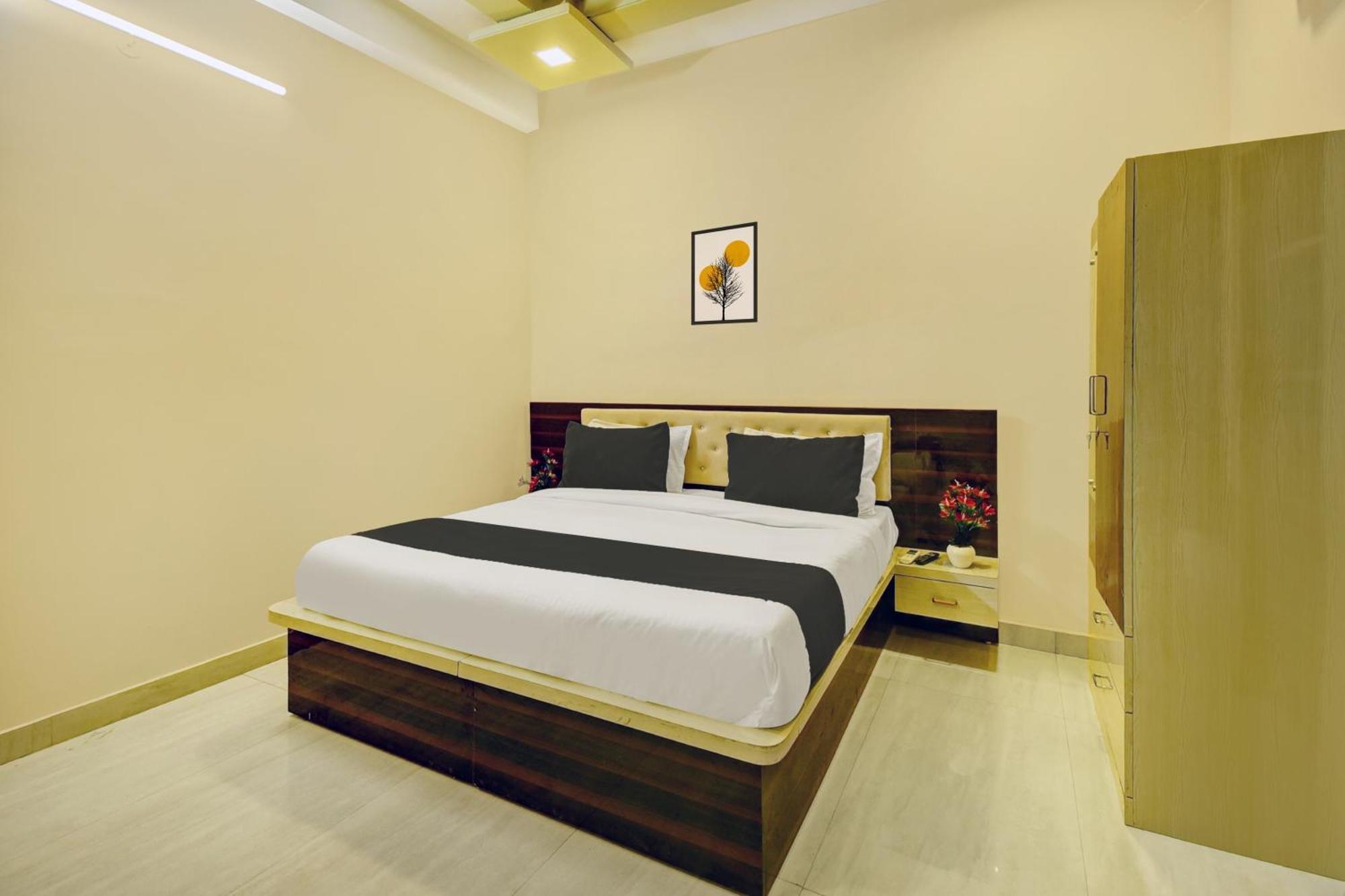 Hotel O Neelkanth