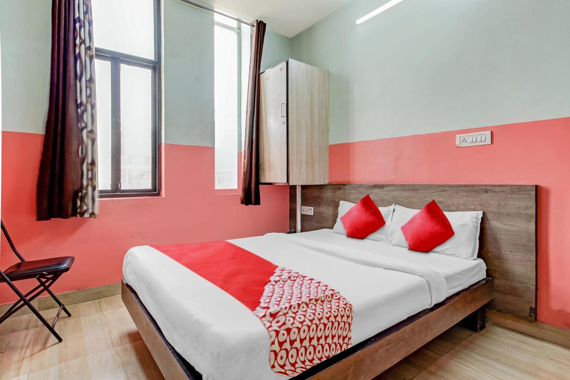Hotel O Rajwada Jaipur