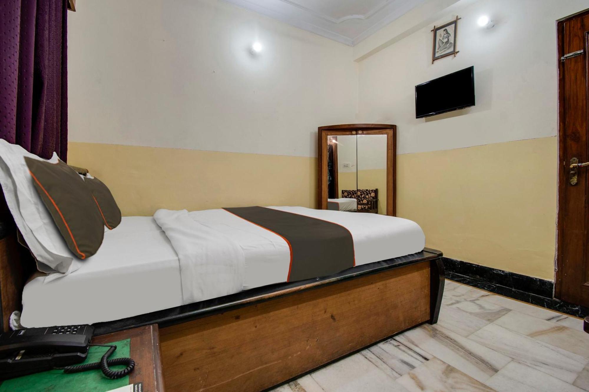 Hotel Collection O The Royal Palace Jaipur