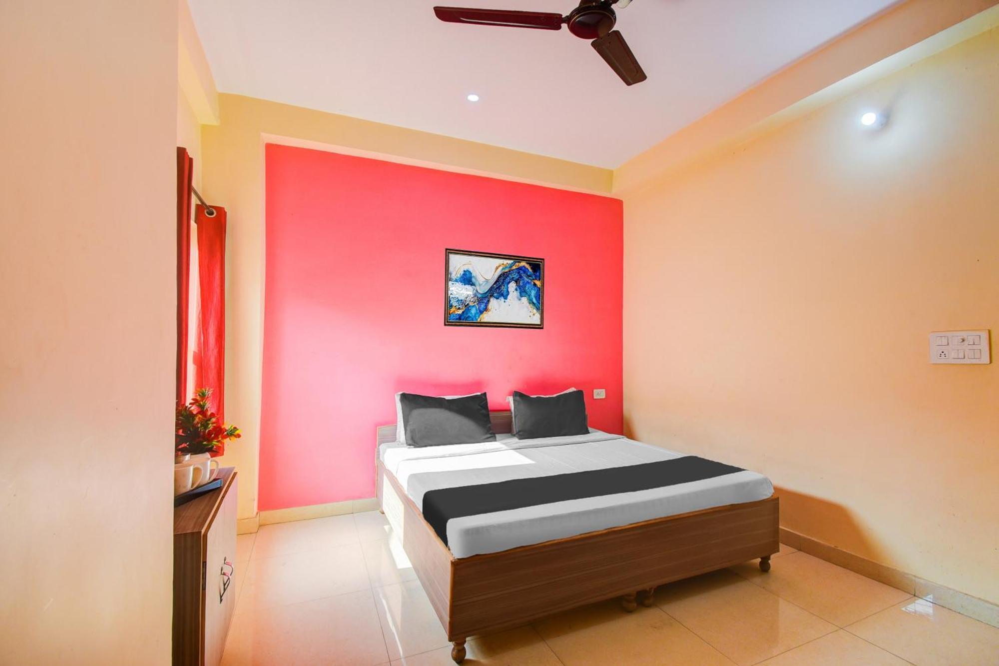 O Radhe Radhe Hotel 3*