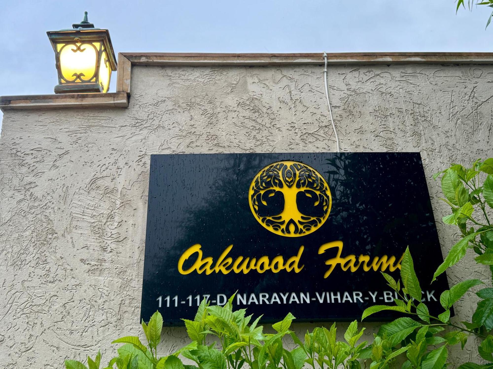 Villa Elivaas 7bhk Oakwood Manor With Pools & Lush Garden *
