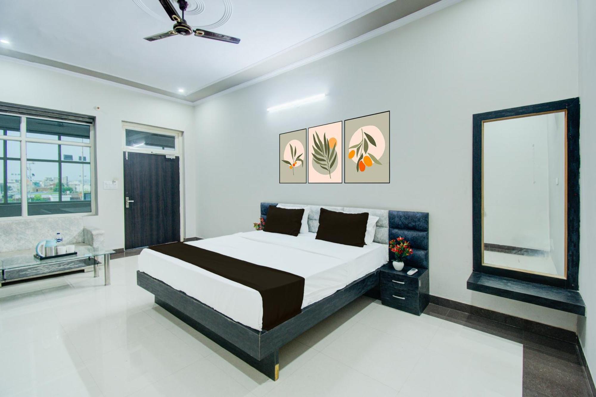 O Hatoj Hotel 3*