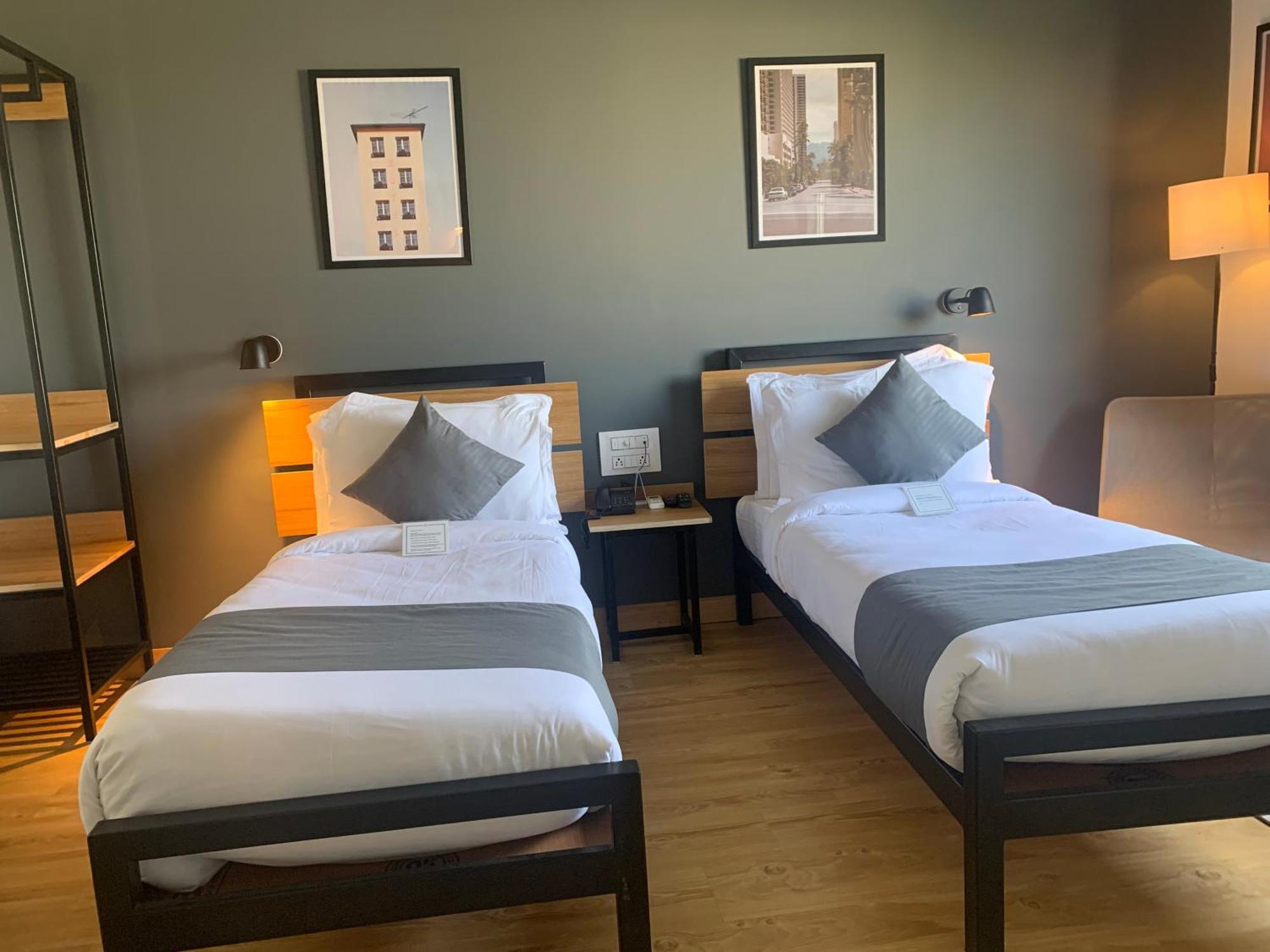 Loft 24, Mansarovar Hotel Jaipur